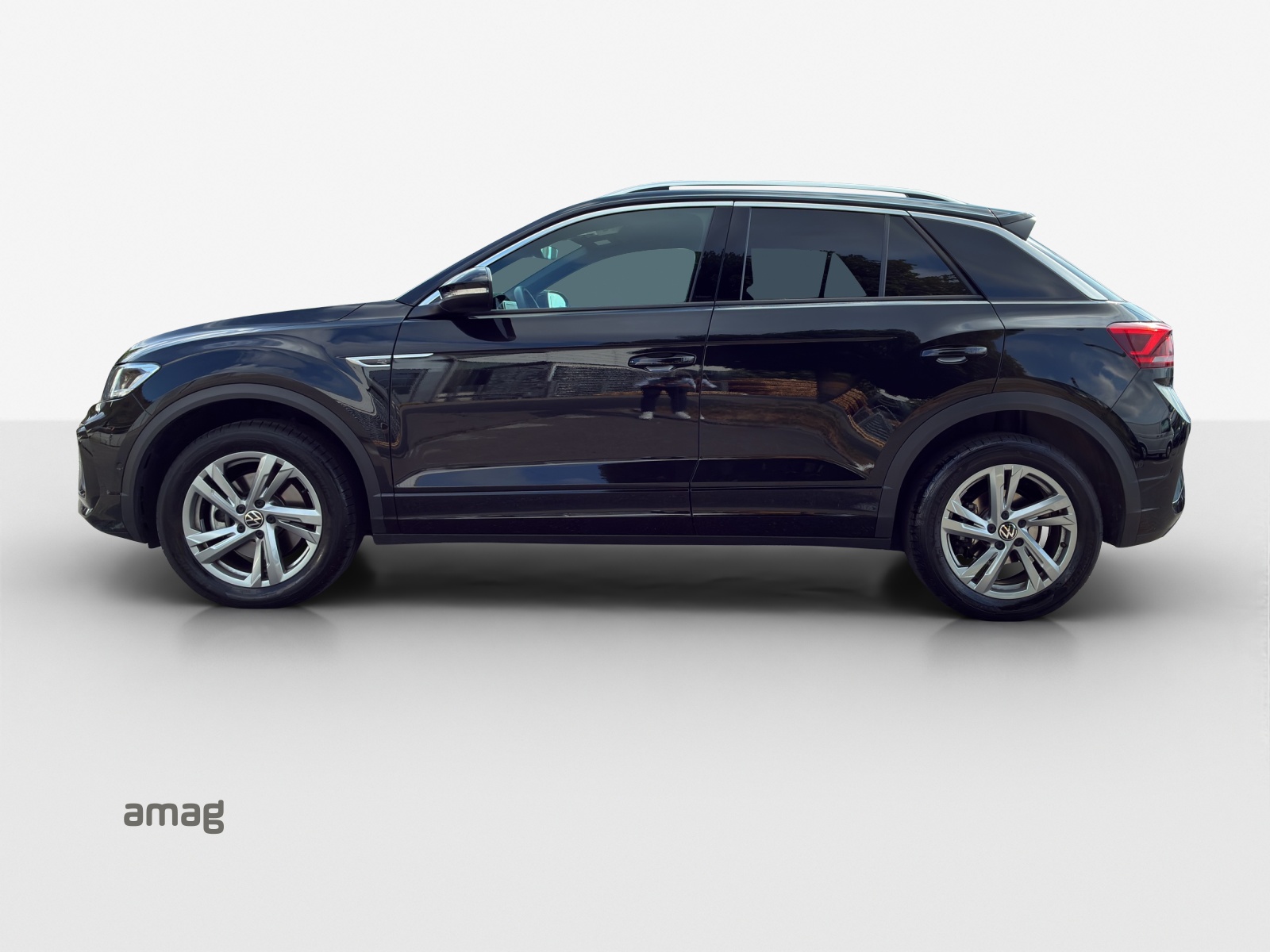 VW T-Roc 2.0 TSI R-Line DSG 4Motion-image-1