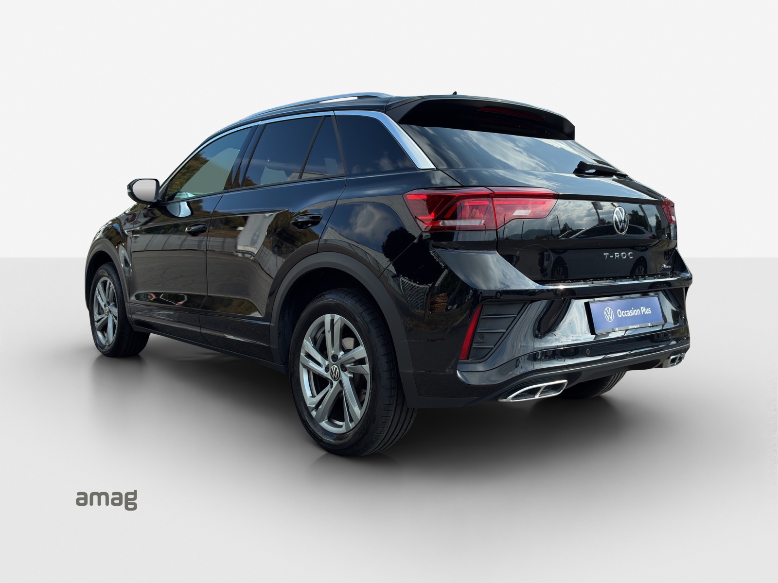 VW T-Roc 2.0 TSI R-Line DSG 4Motion-image-2