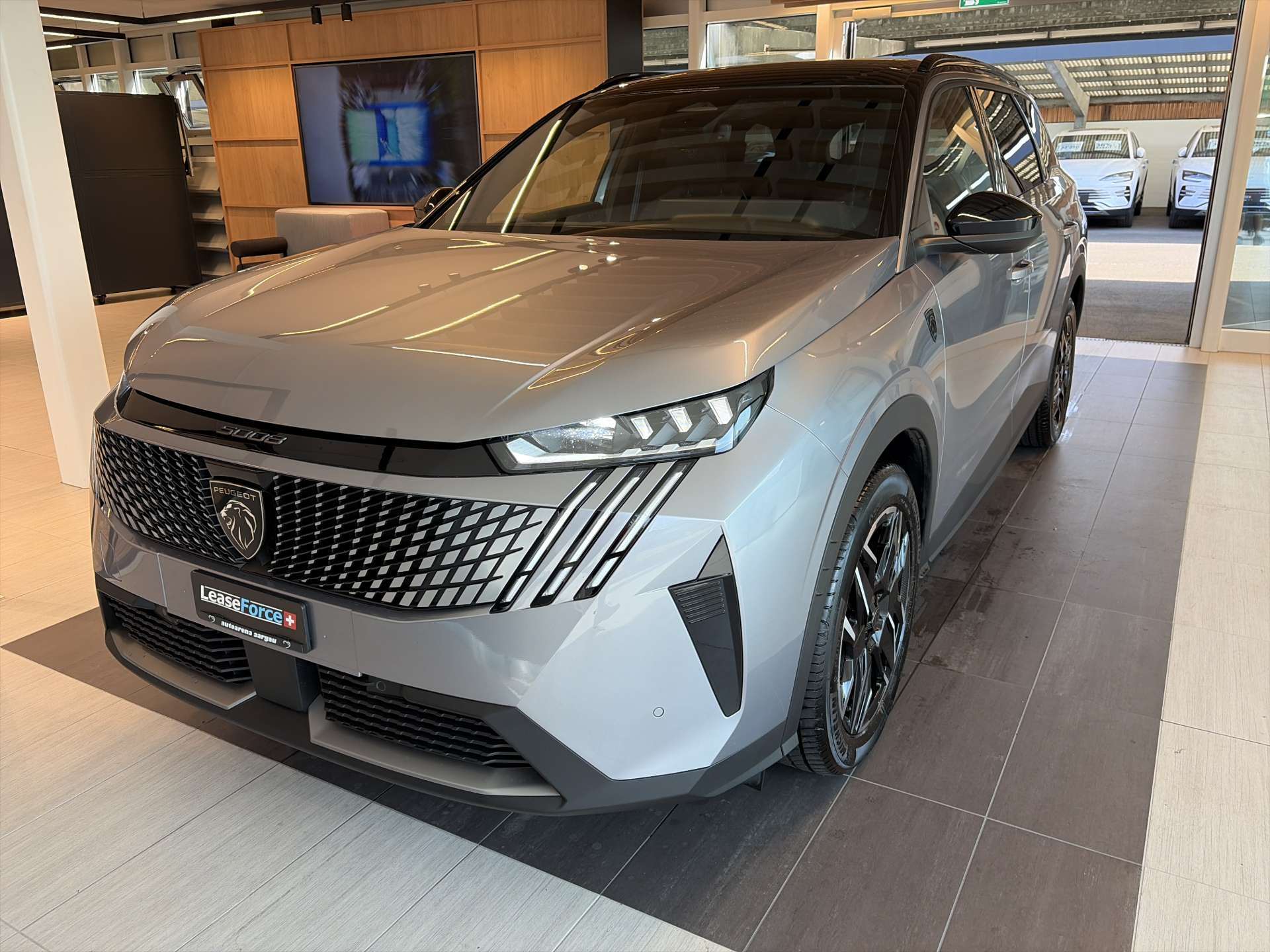 PEUGEOT 5008 145 Hybrid GT 7-Plätzer e-DCS-Automat-image-0