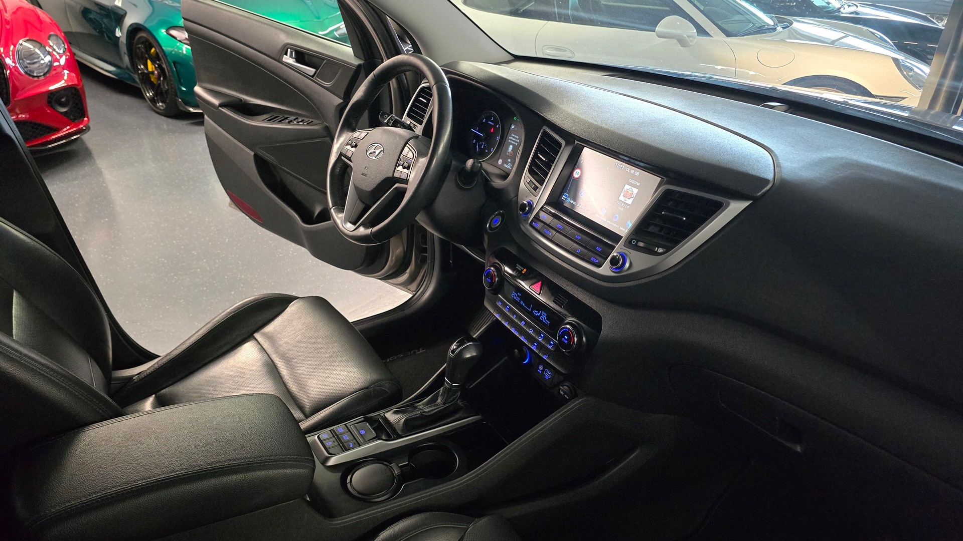 HYUNDAI Tucson 1.7 CRDI 2WD DTC 7-image-18