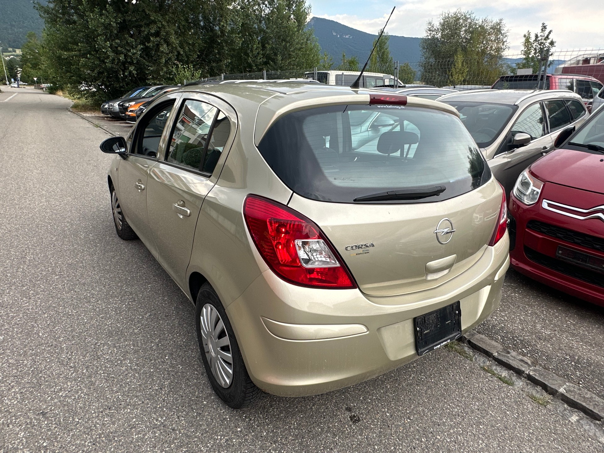OPEL Corsa 1.4 TP Enjoy Automatic-image-3