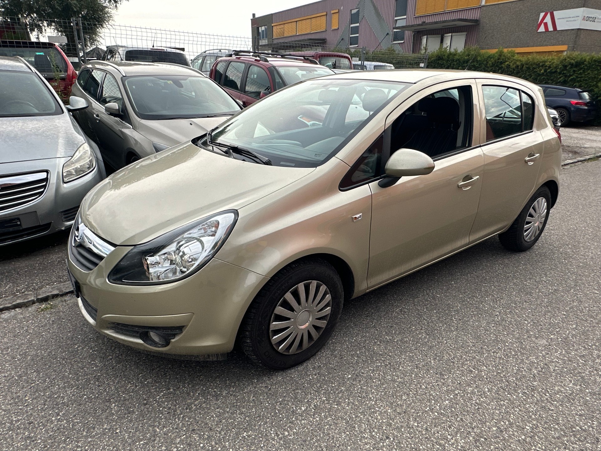 OPEL Corsa 1.4 TP Enjoy Automatic-image-5