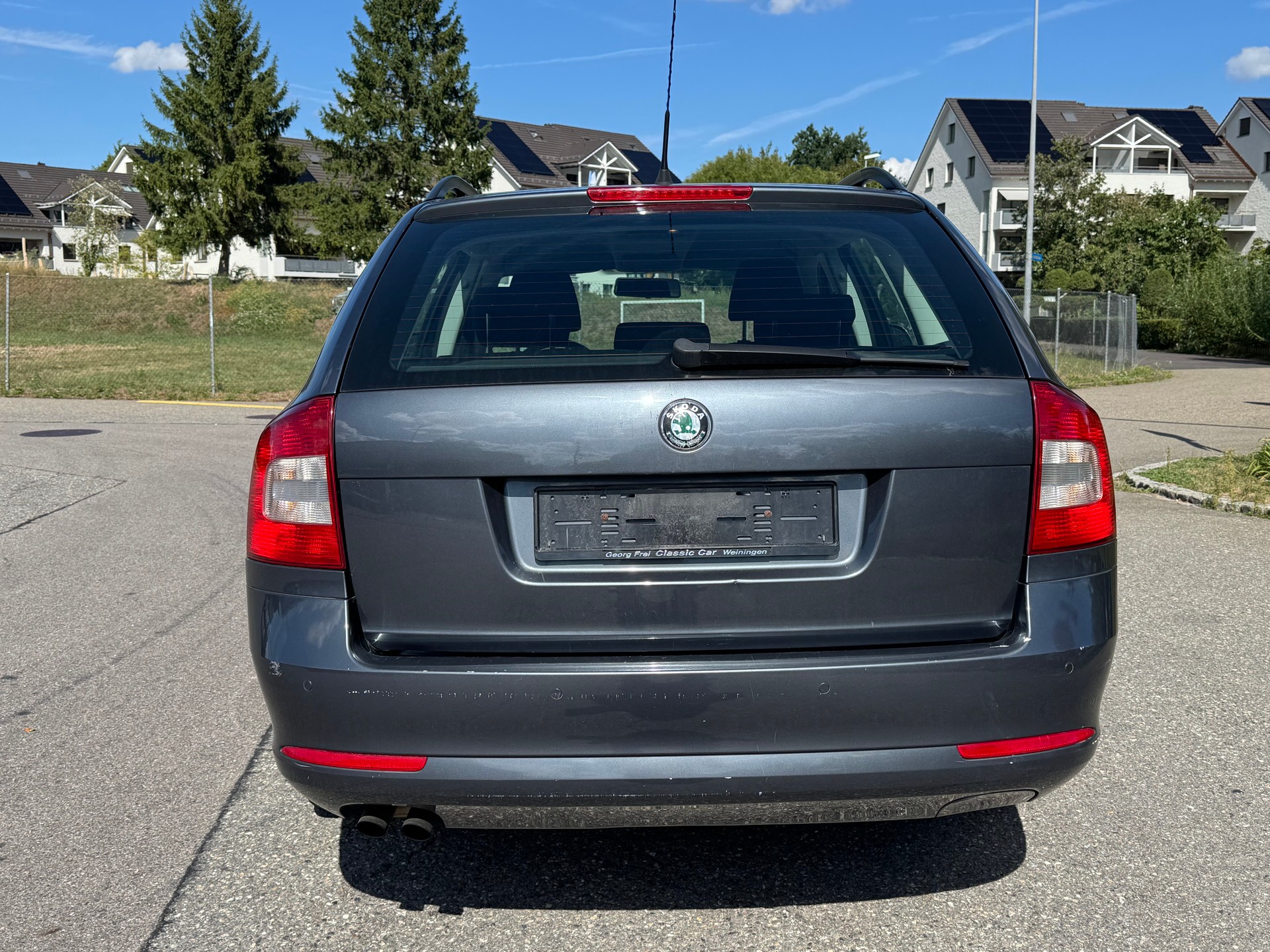 SKODA Octavia Combi 1.8 TSI Laurin & Klement 4x4-image-5