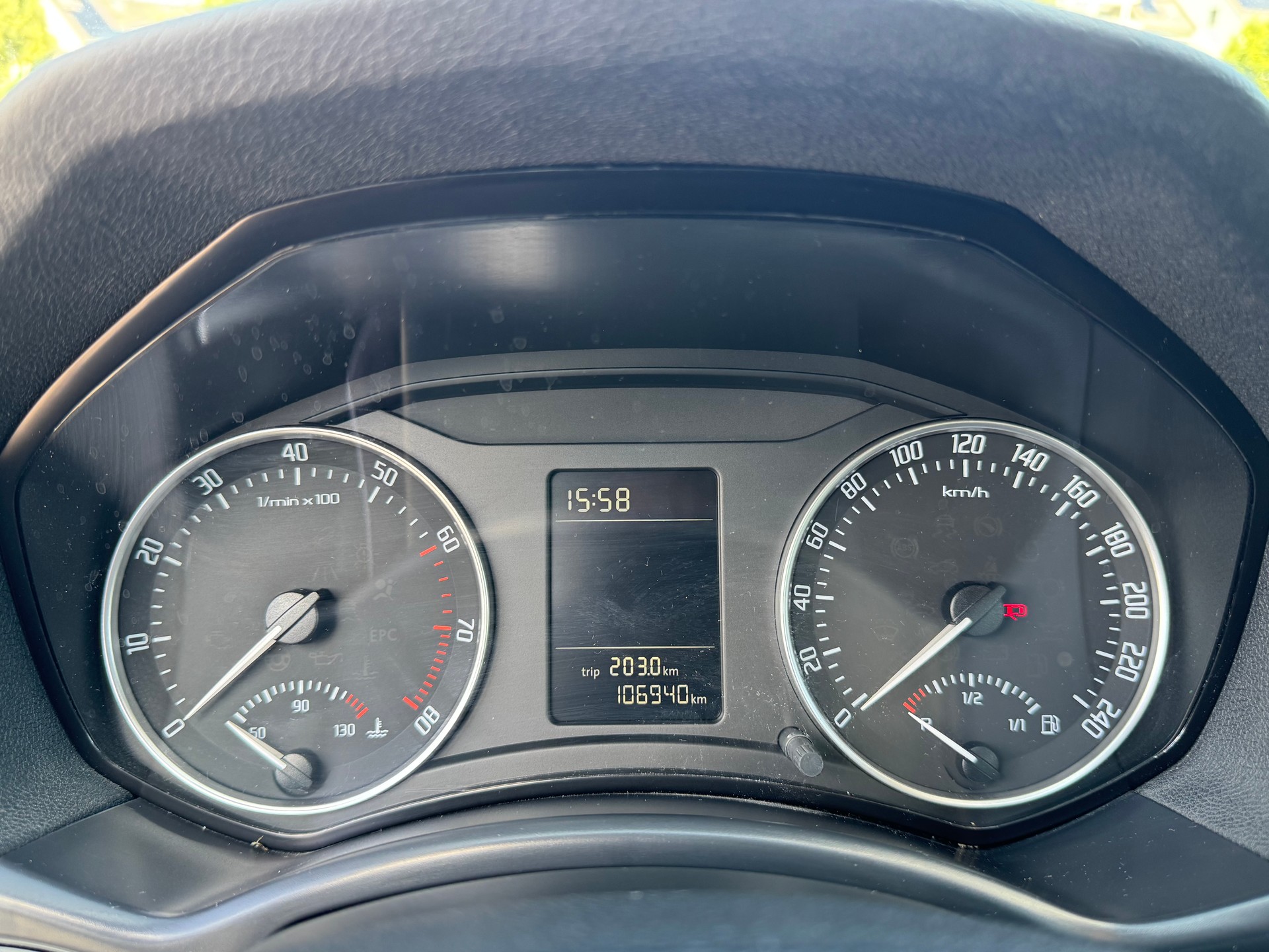 SKODA Octavia Combi 1.8 TSI Laurin & Klement 4x4-image-13