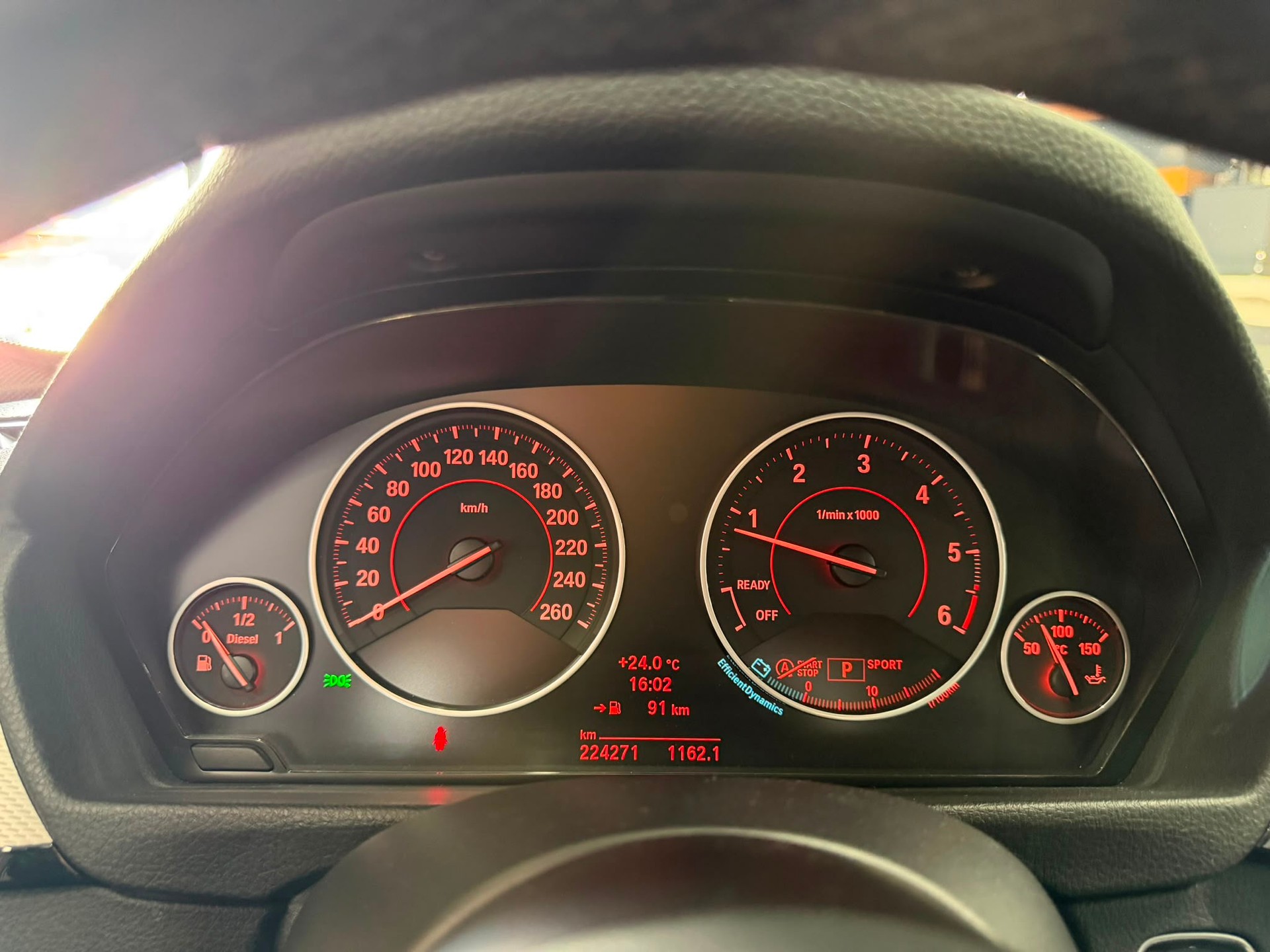 BMW 320d xDrive Touring Steptronic-image-18
