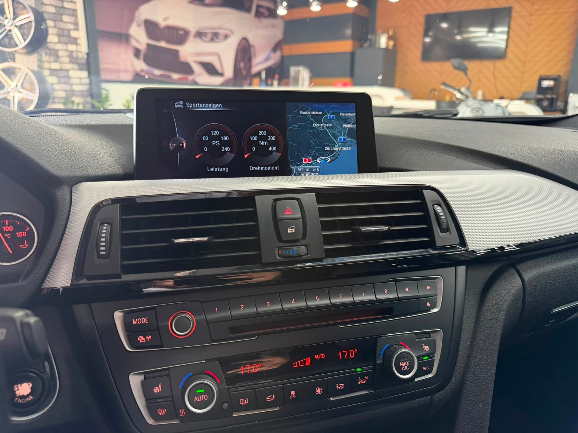 BMW 320d xDrive Touring Steptronic-image-14