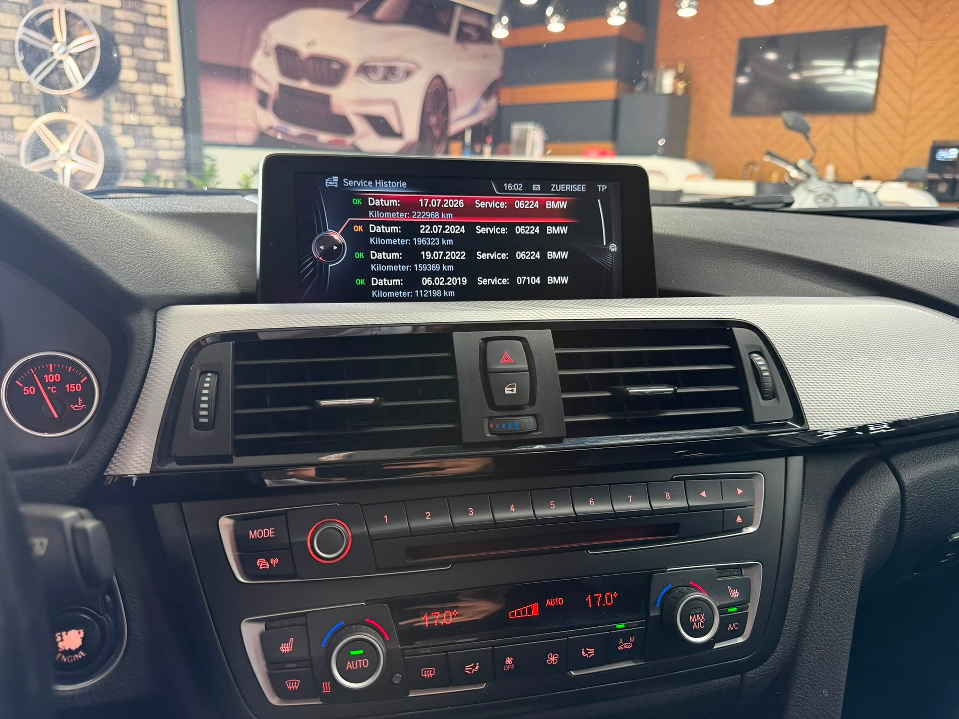 BMW 320d xDrive Touring Steptronic-image-17