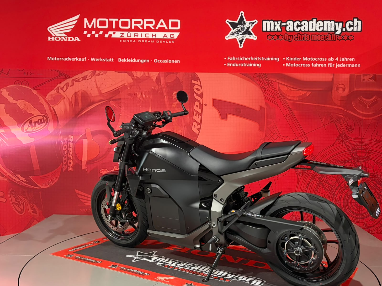HONDA *WN7* *vorführmodel* *Vorreservation möglich*-showroom-element-2