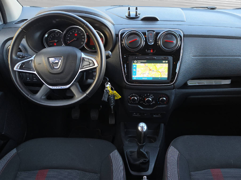 DACIA Lodgy 1.6 Stepway E6c S/S 7P-image-4