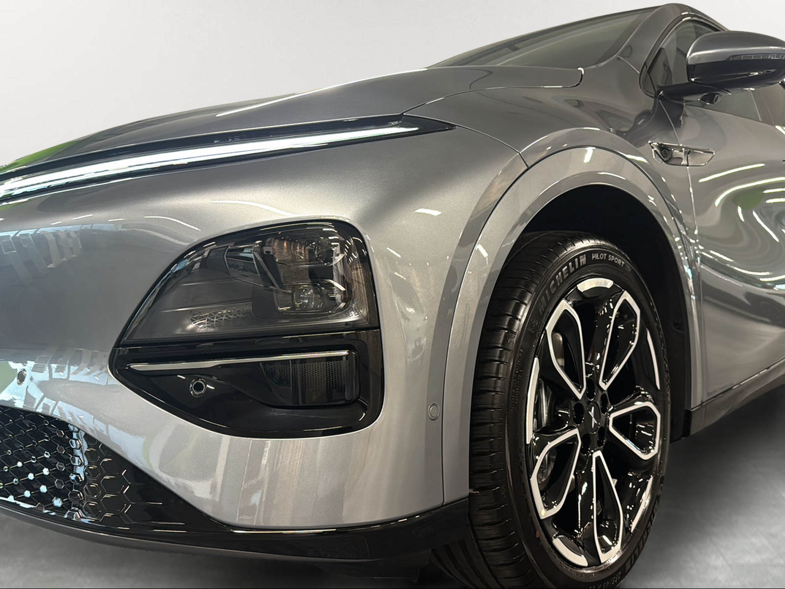XPENG G6 80kWh Performance AWD-image-7