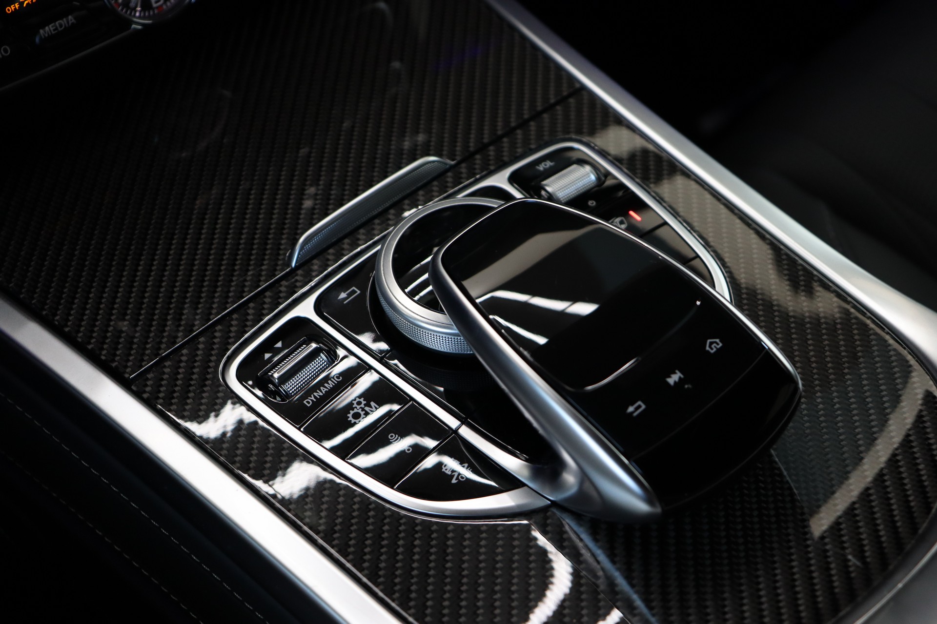 MERCEDES-BENZ G 63 AMG Speedshift Plus G-Tronic-image-25
