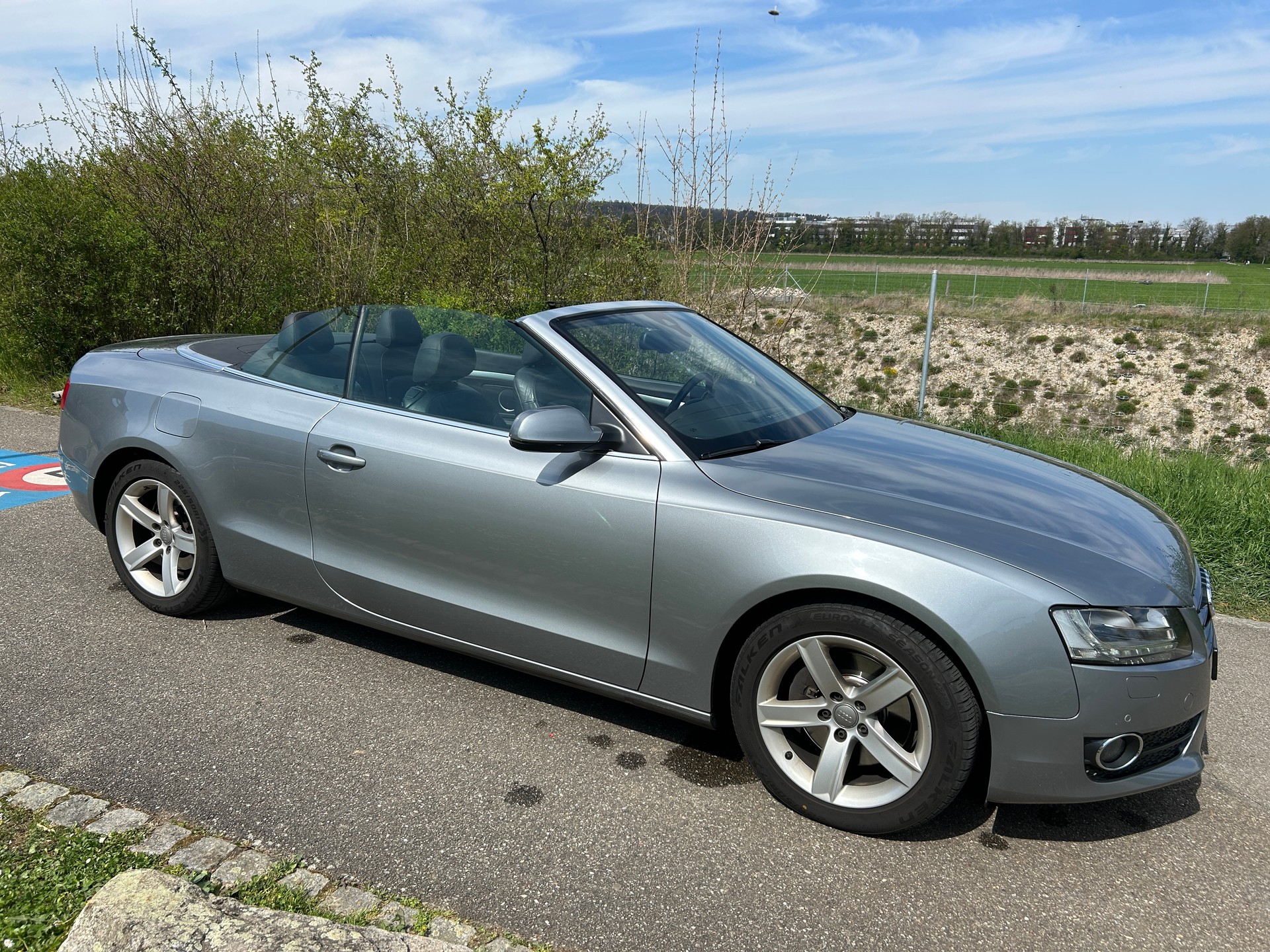 AUDI 3.2 V6 FSI M-Tronic-image-2