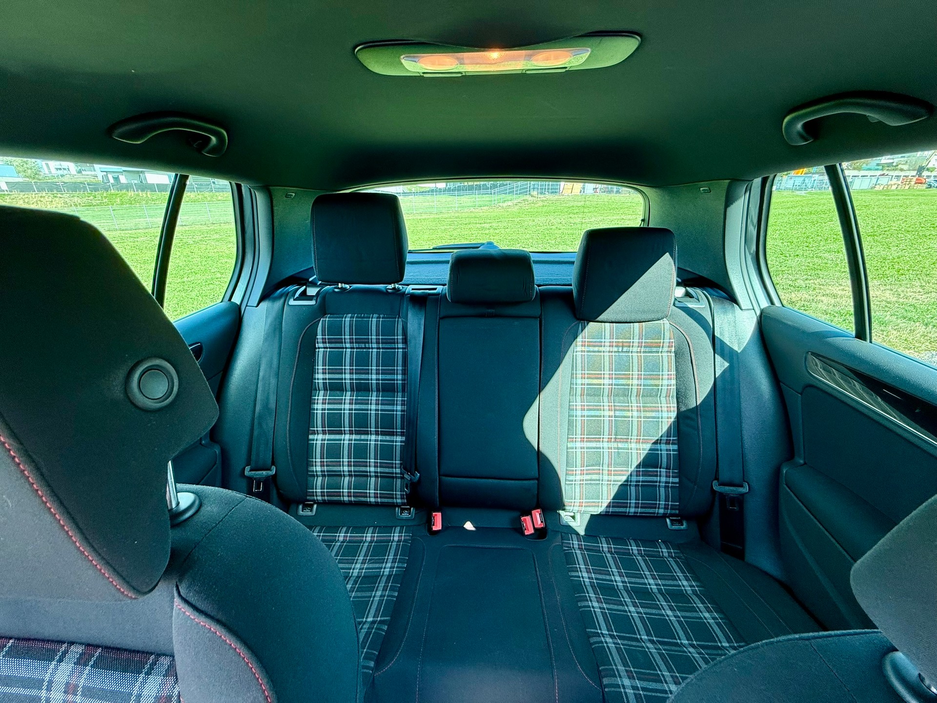 VW 2.0 TSI GTI Team-image-3