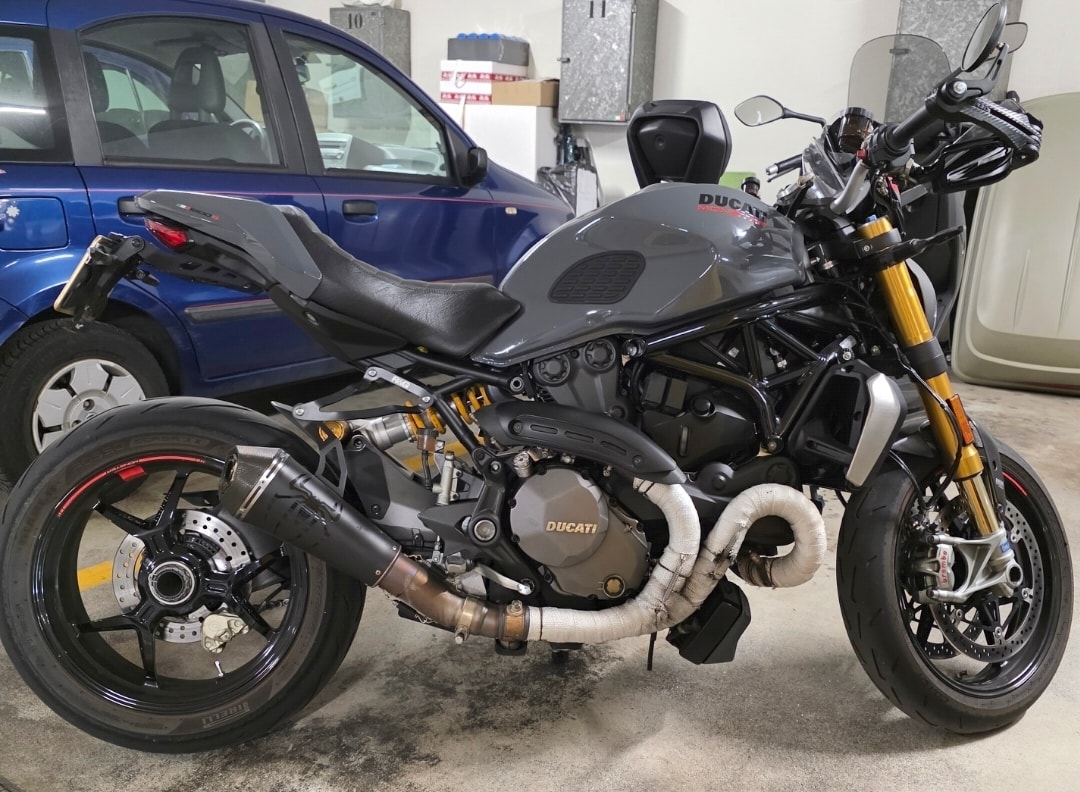 DUCATI Monster 1200 S