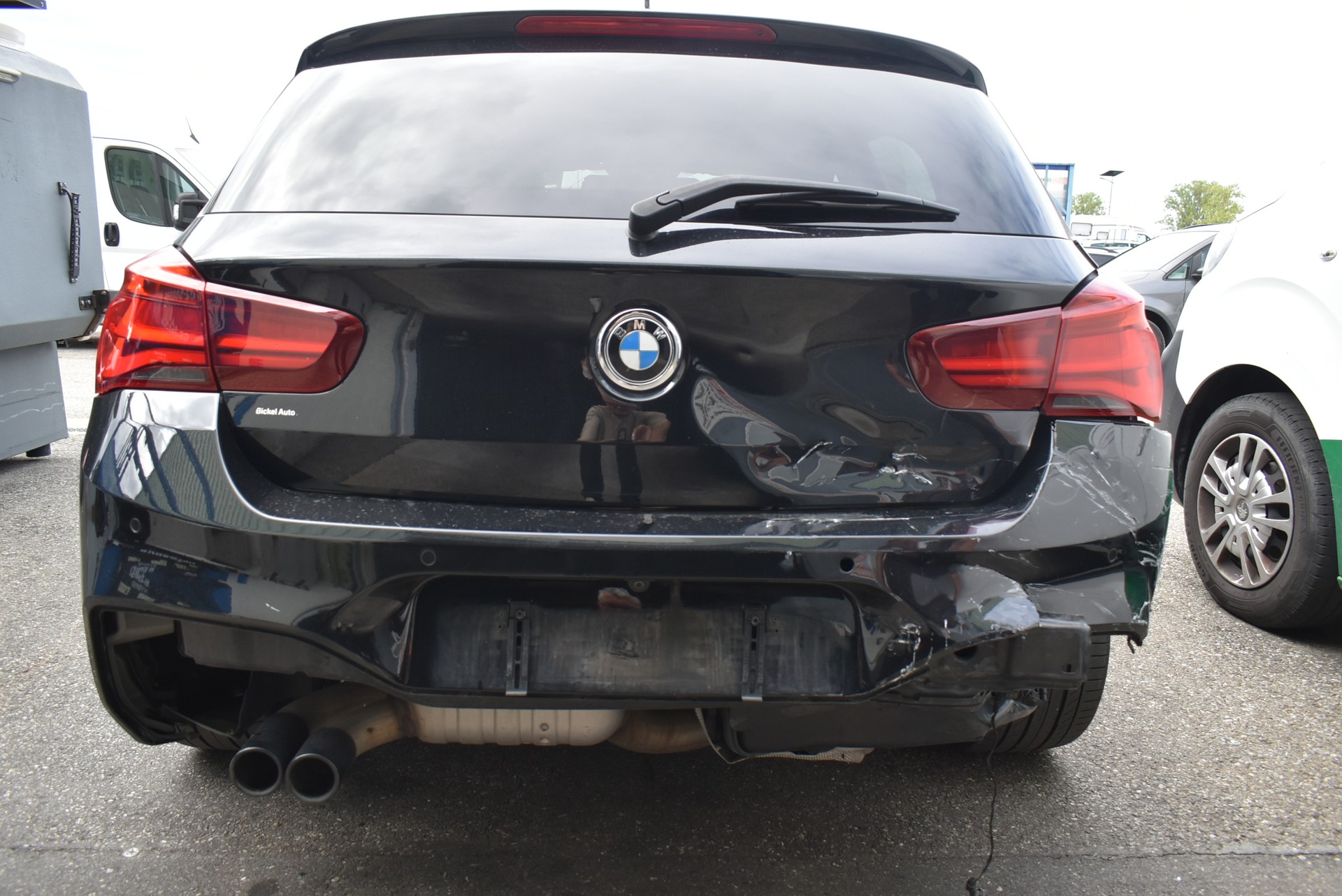 BMW 120d xDrive Edition Sport Line Steptronic-image-13