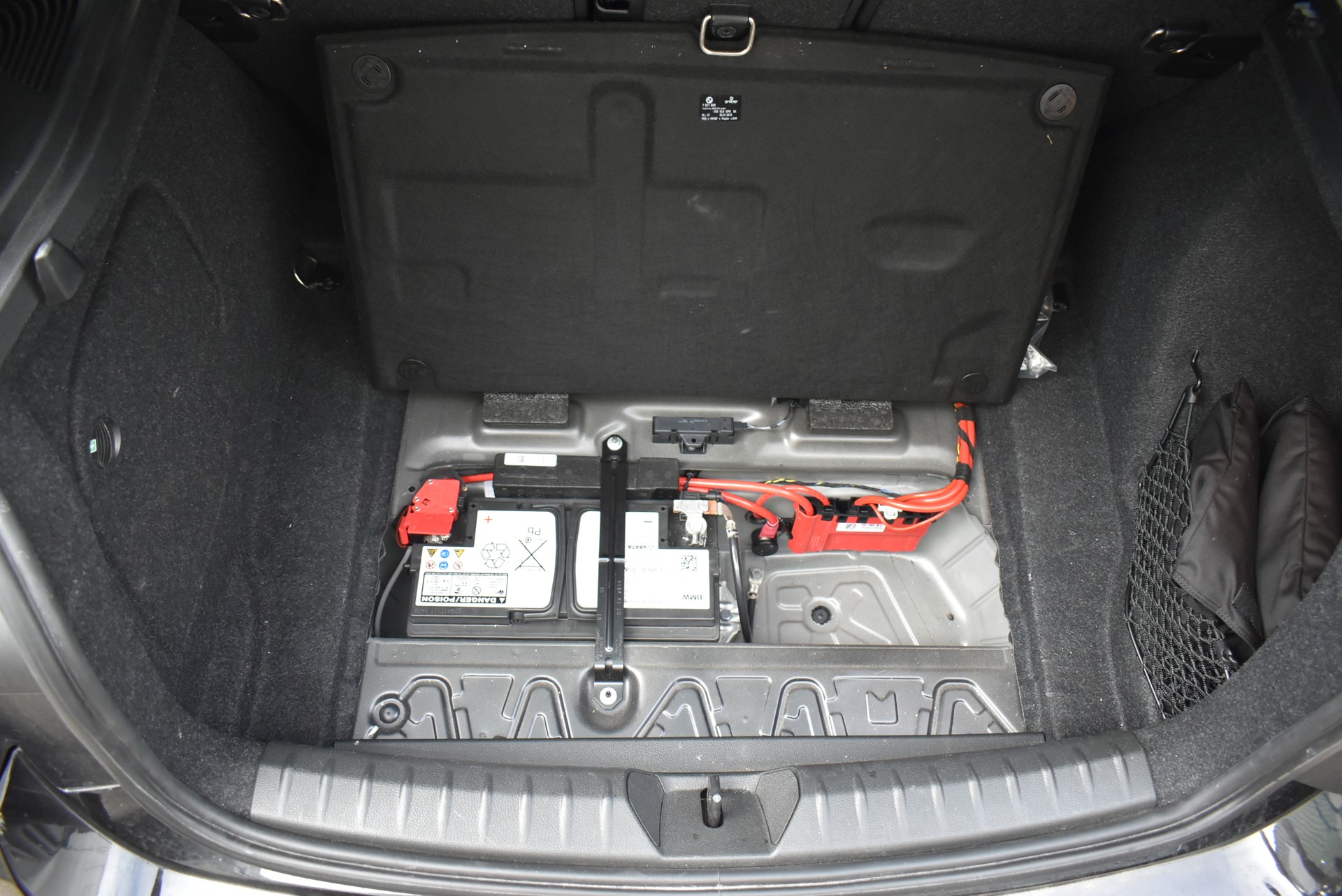 BMW 120d xDrive Edition Sport Line Steptronic-image-12