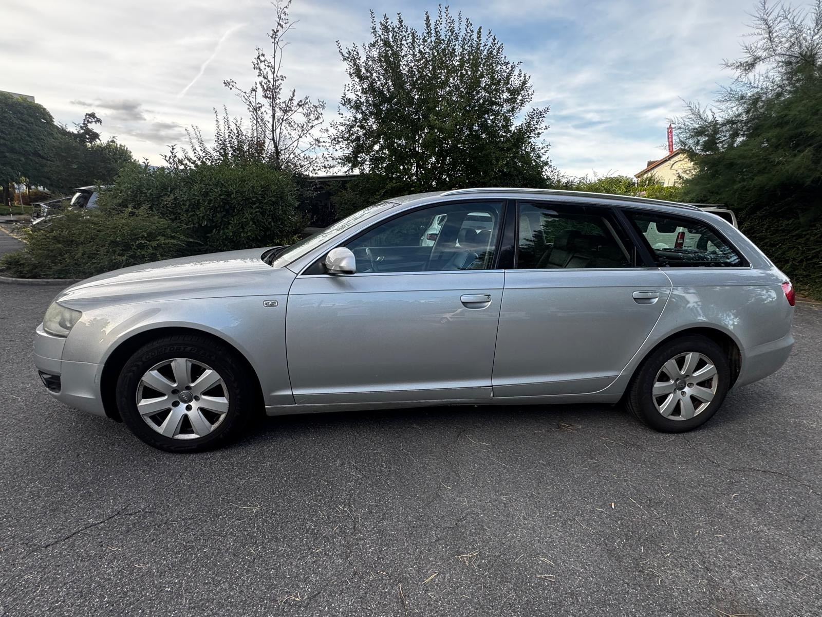 AUDI A6 Avant 3.2 V6 FSI quattro-image-3