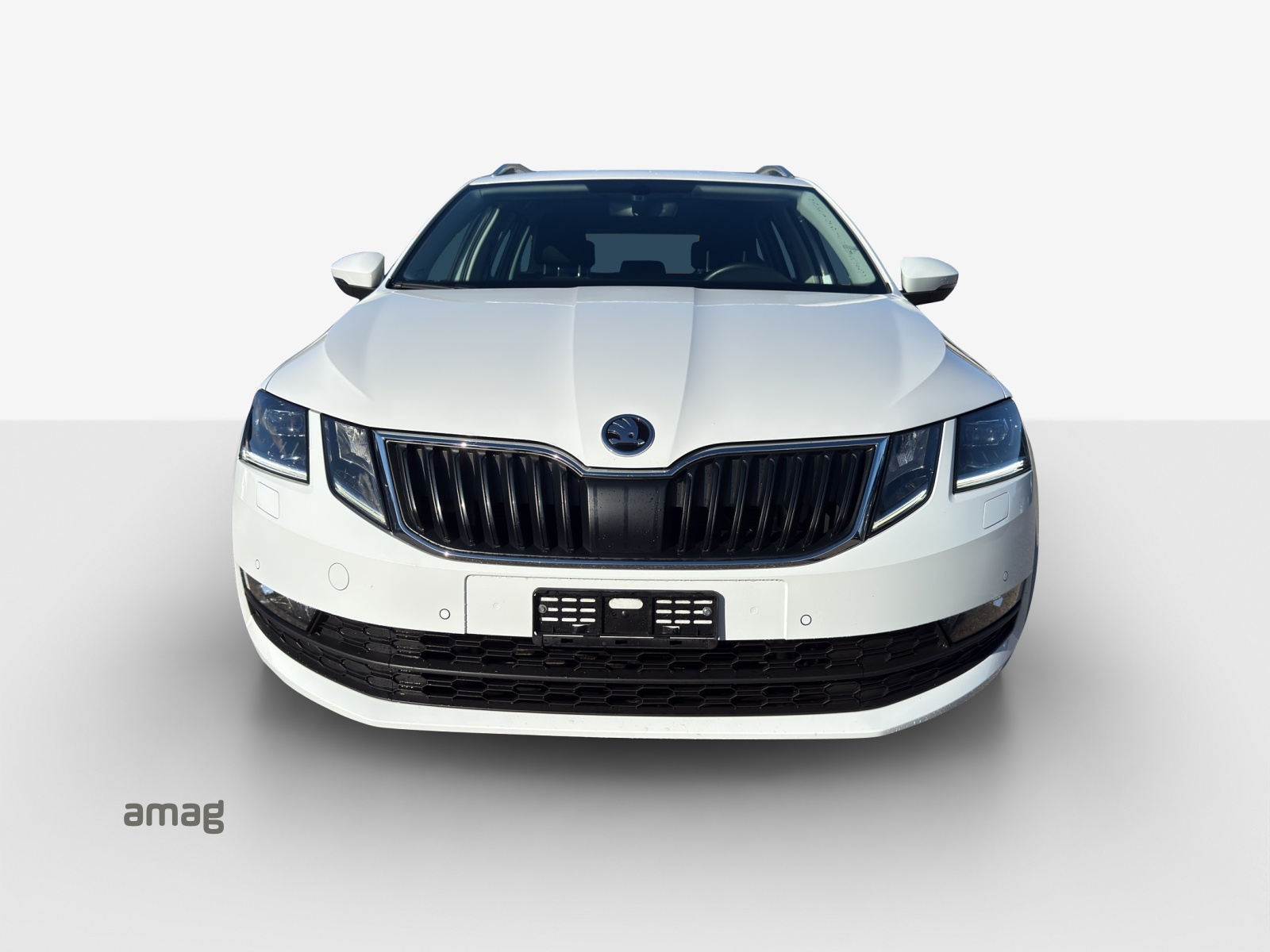 SKODA Octavia Combi 2.0 TSI Clever DSG-image-6