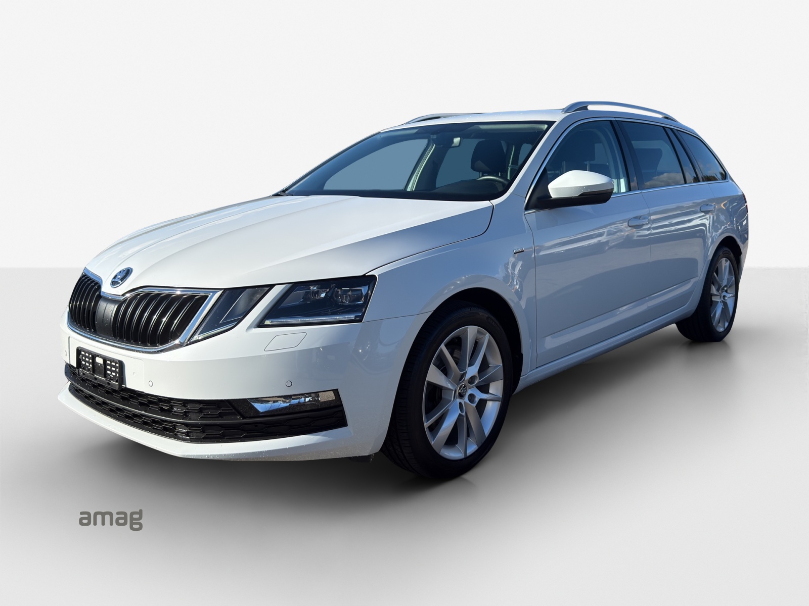 SKODA Octavia Combi 2.0 TSI Clever DSG-image-0