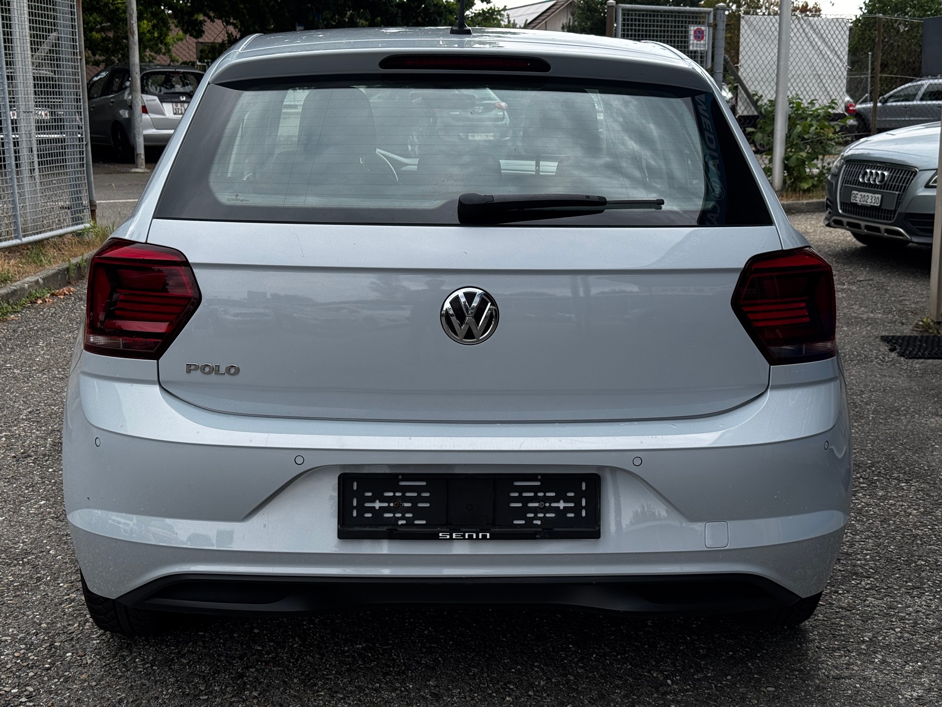 VW Polo 1.0 BMT Trendline-image-5
