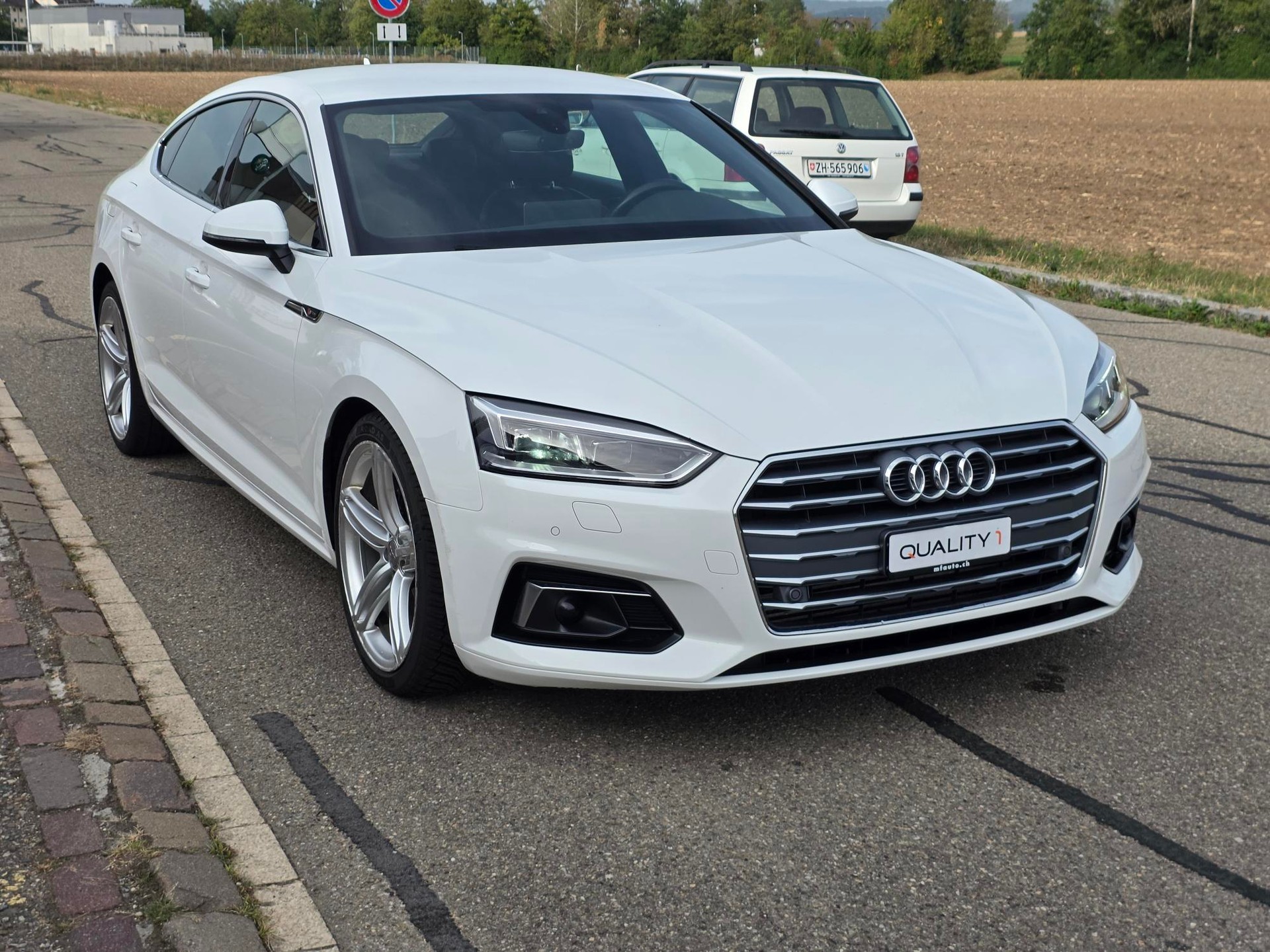 AUDI A5 Sportback 2.0 TFSI g-tron Sport-image-2