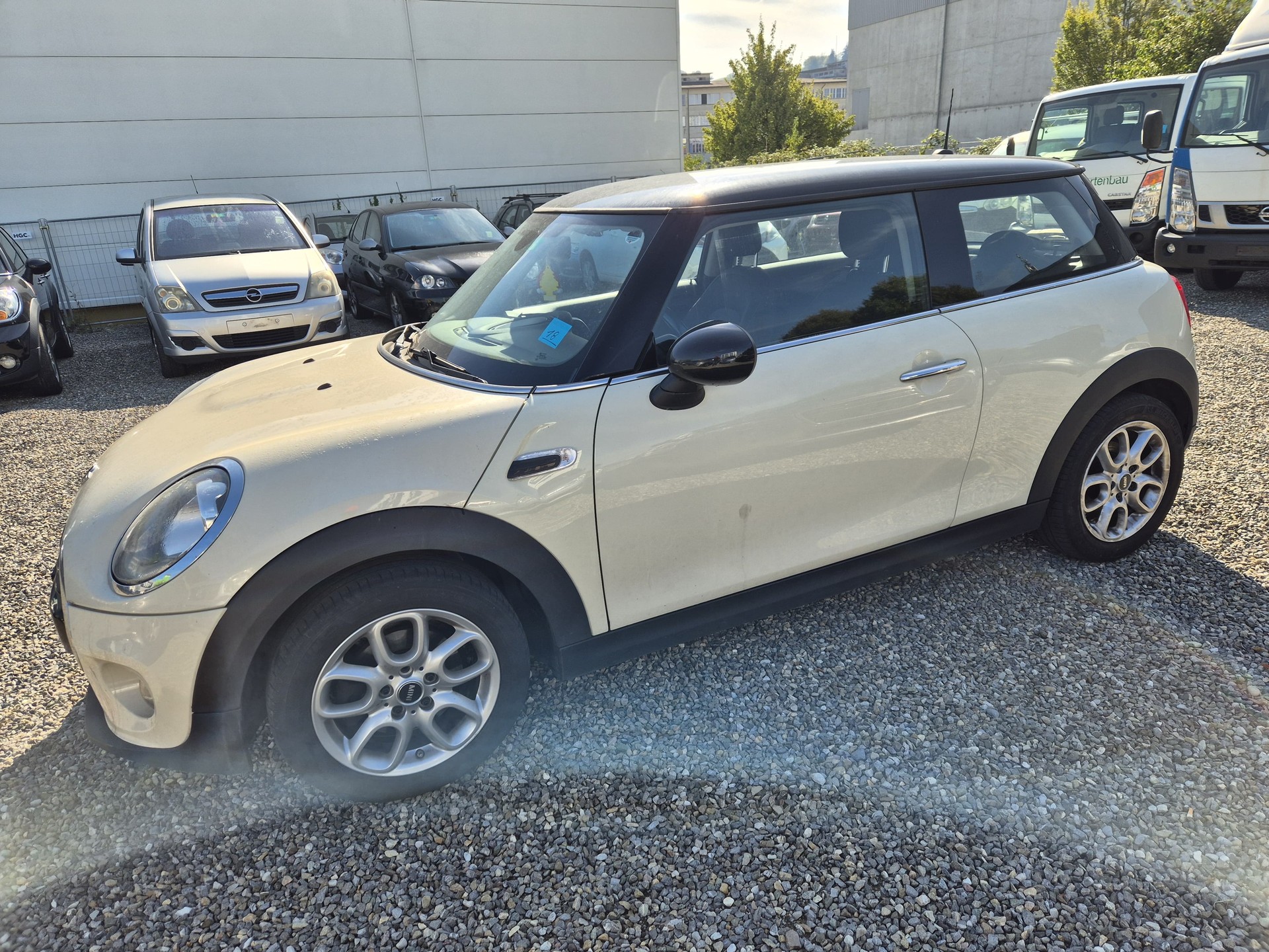 MINI Cooper Hyde Park Steptronic-image-1