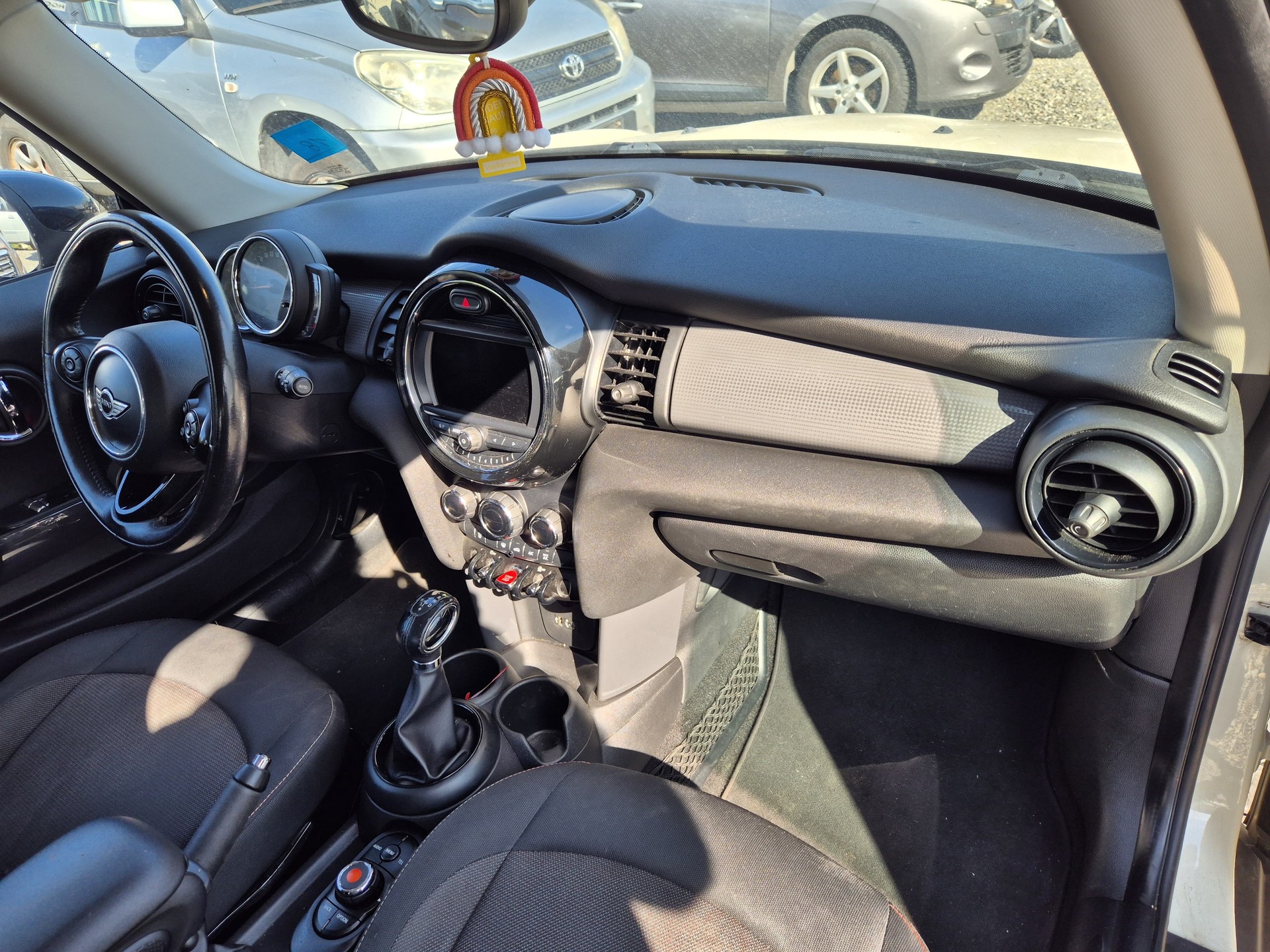 MINI Cooper Hyde Park Steptronic-image-8