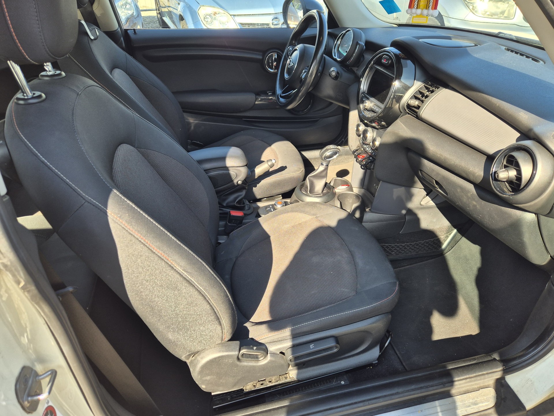 MINI Cooper Hyde Park Steptronic-image-7