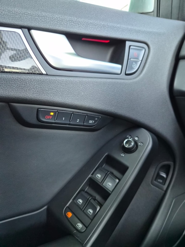 AUDI S4 Avant 3.0 TFSI quattro S-tronic-image-14