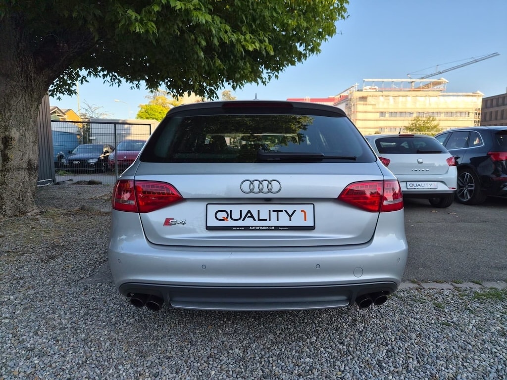 AUDI S4 Avant 3.0 TFSI quattro S-tronic-image-4