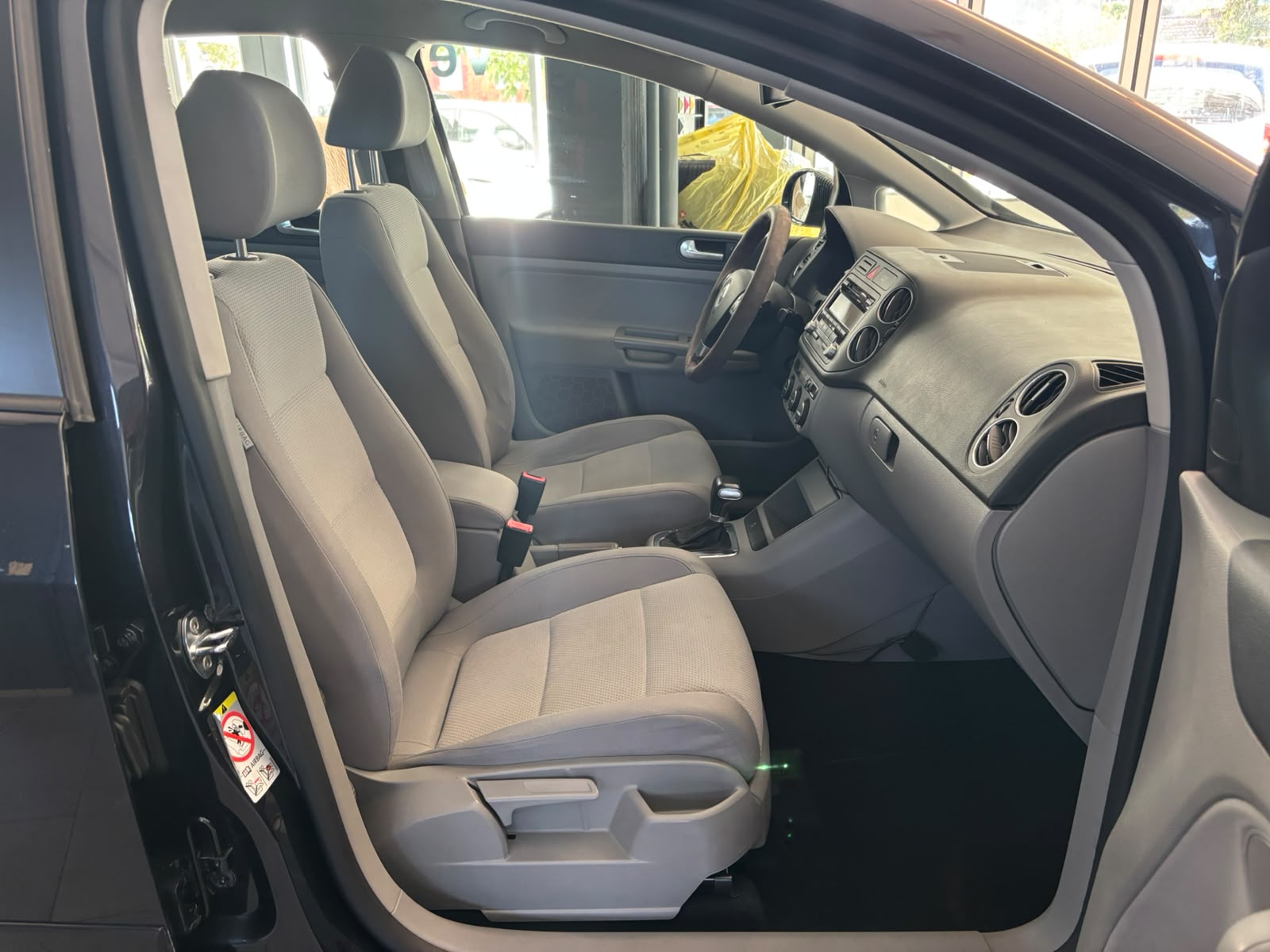 VW Golf Plus 1.4 TSI Comfortline DSG-image-6