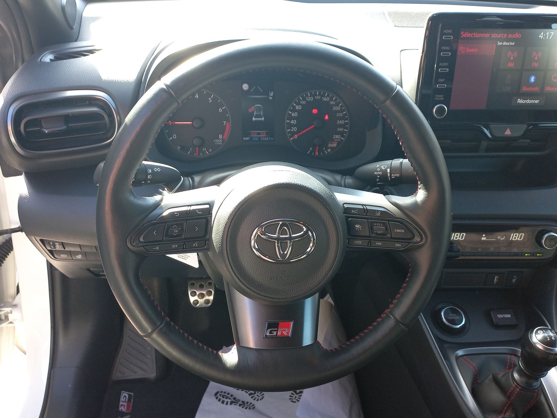 TOYOTA Yaris 1.6 GR Sport-image-7