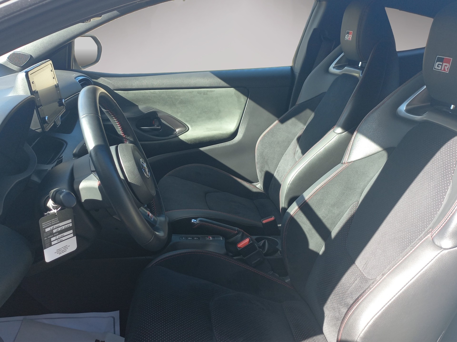 TOYOTA Yaris 1.6 GR Sport-image-6