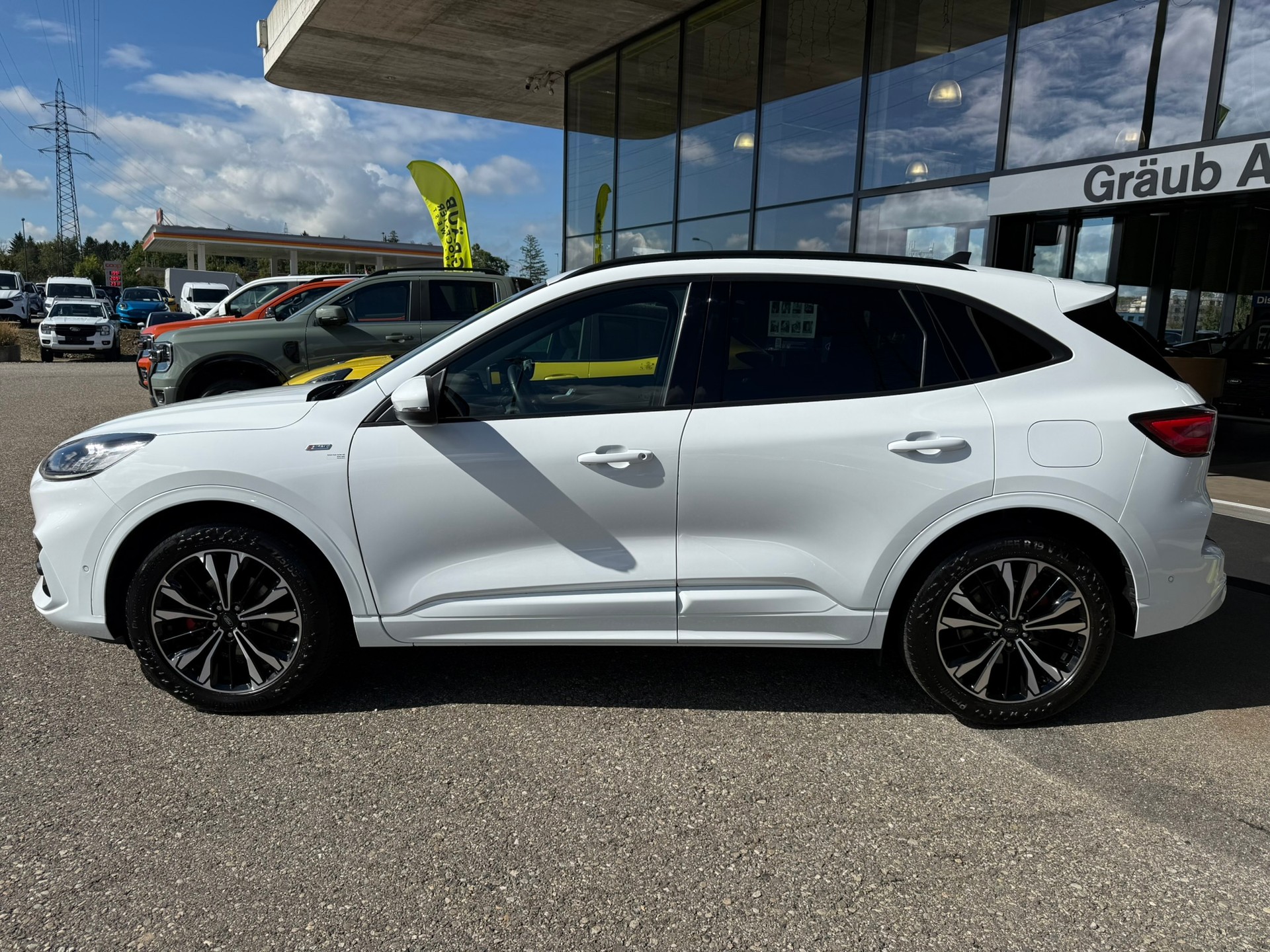 FORD Kuga 2.5 FHEV ST-Line X 4WD-image-3