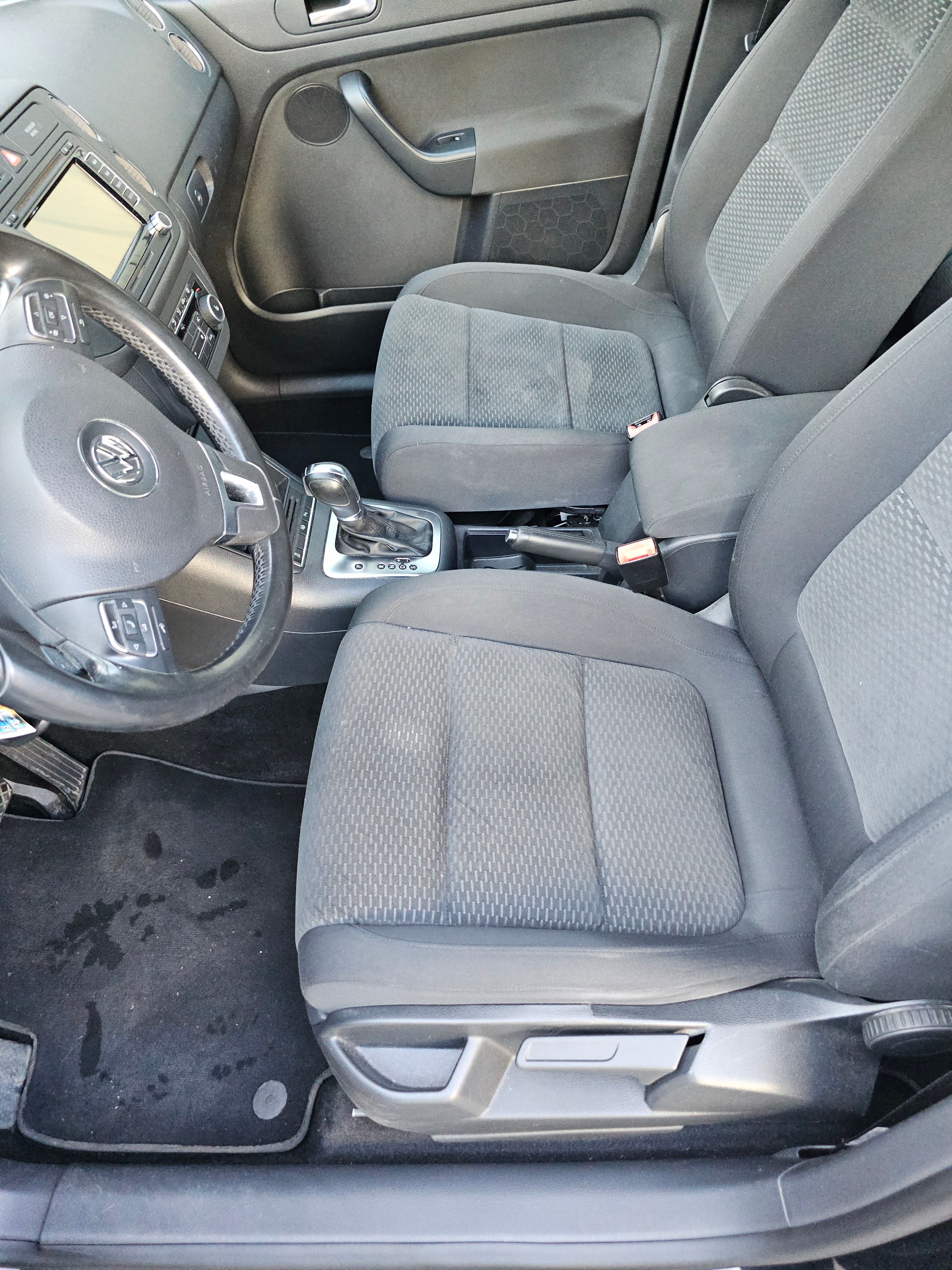 VW Golf Plus 1.2 TSI Comfortline DSG-image-13