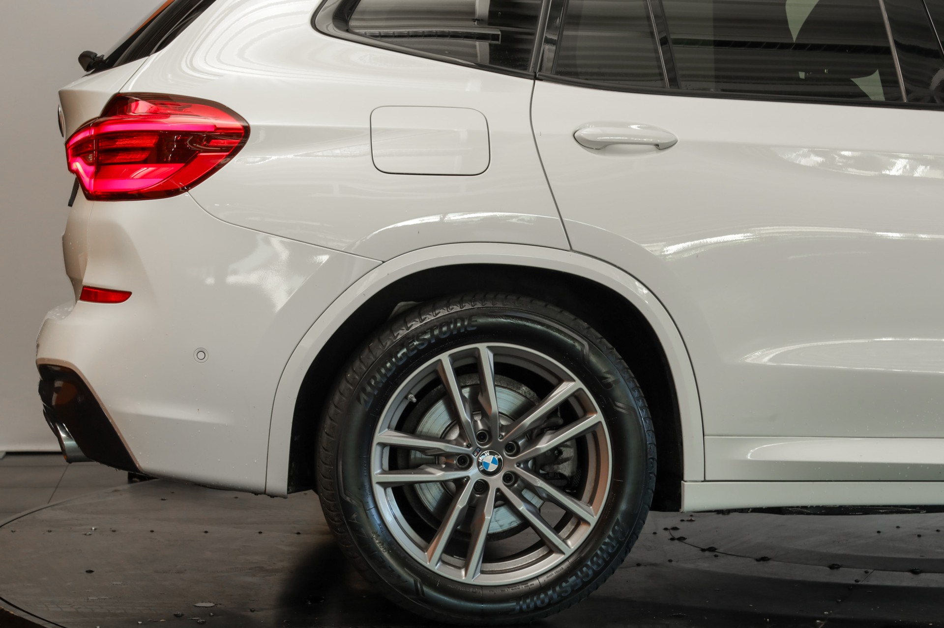 BMW X3 xDrive 20d Individual M Sport * Attelage * Driving Assistant Pro * HUD-image-24