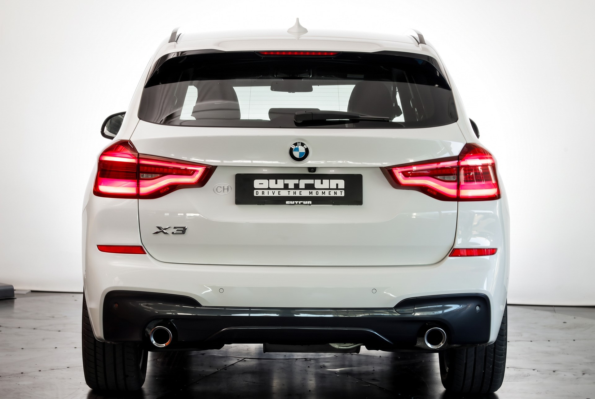 BMW X3 xDrive 20d Individual M Sport * Attelage * Driving Assistant Pro * HUD-image-2