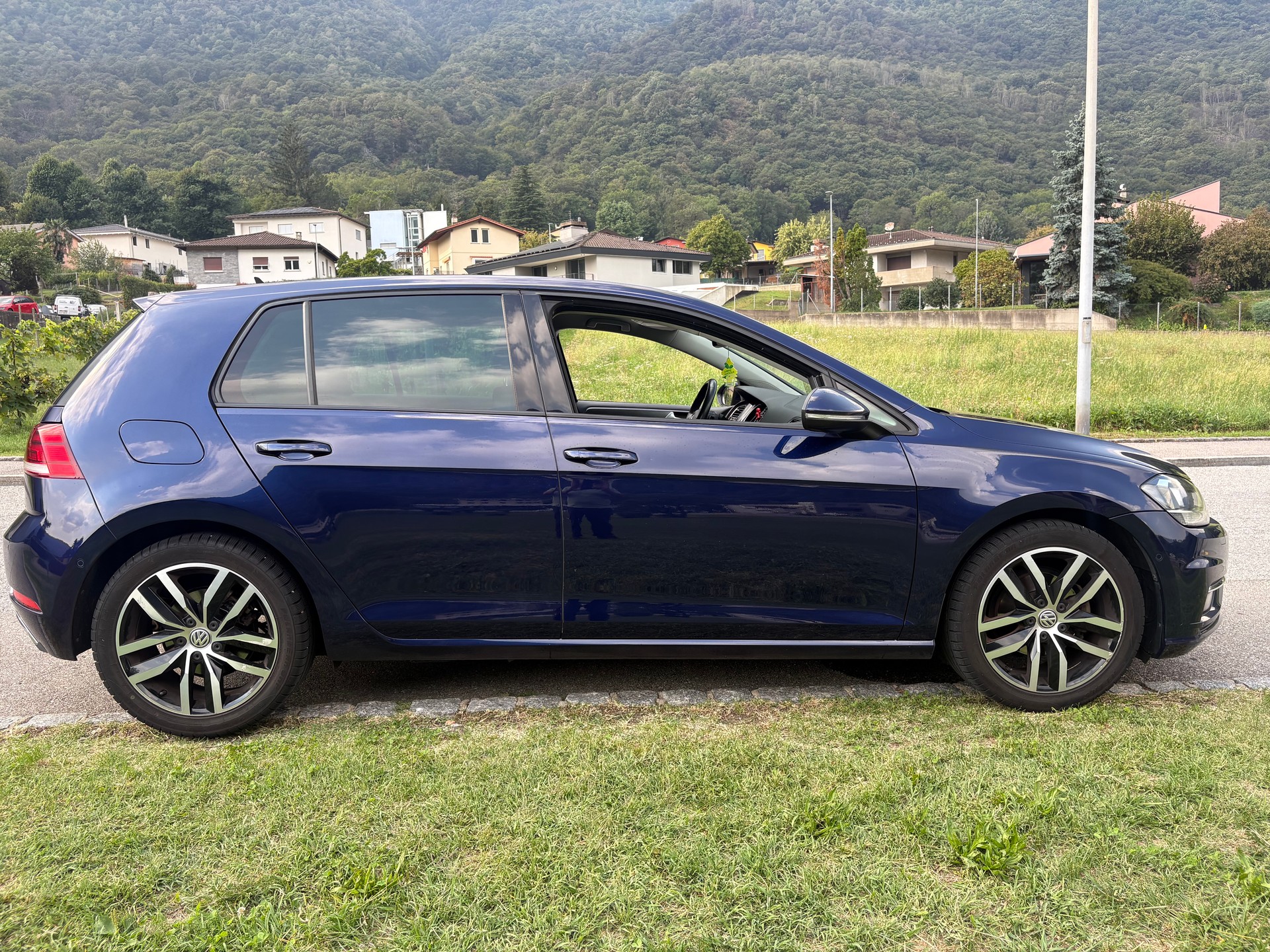 VW Golf 1.0 TSI Comfortline-image-5