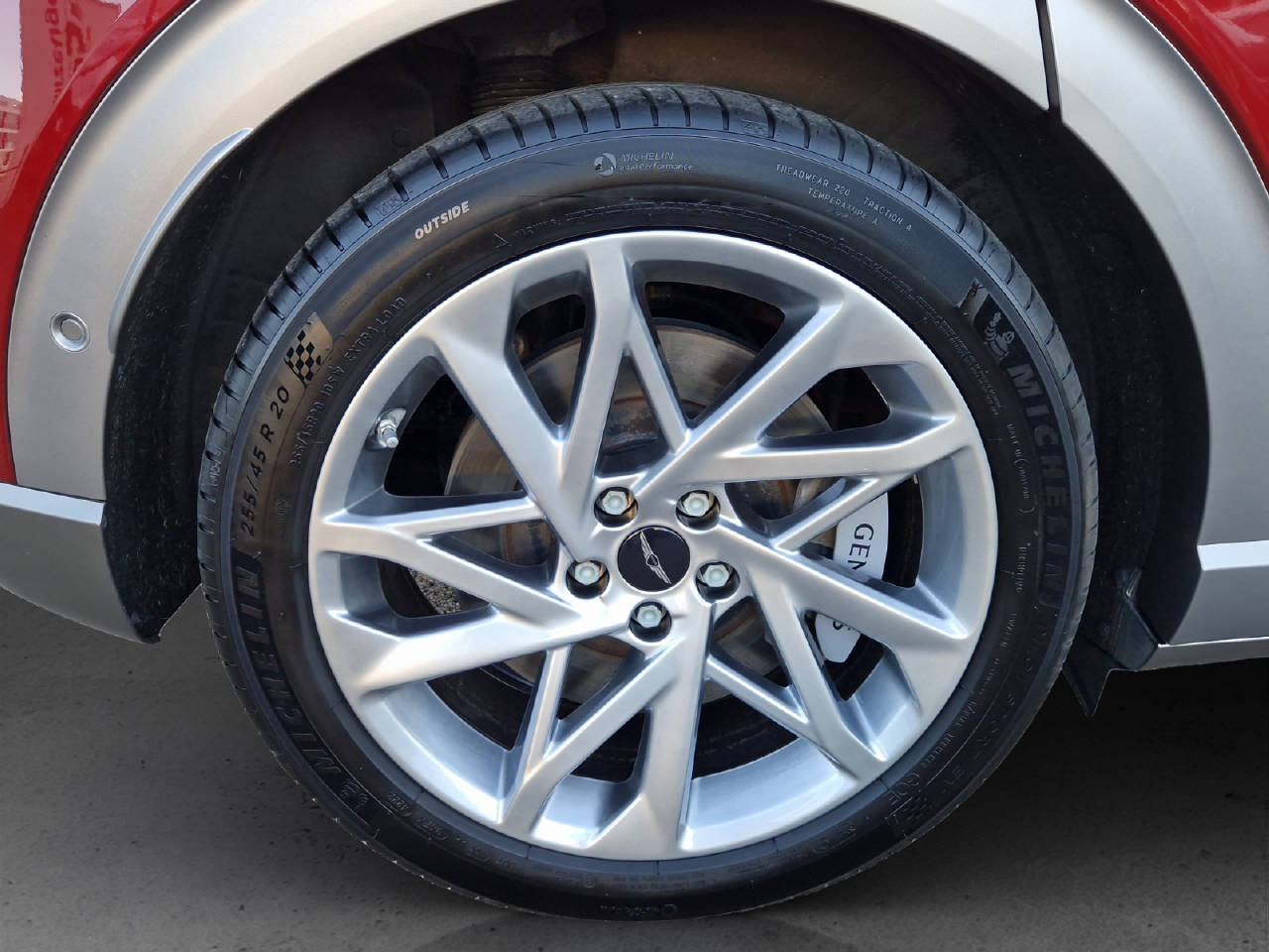 GENESIS GV60 Dual Motor Sport AWD-image-12