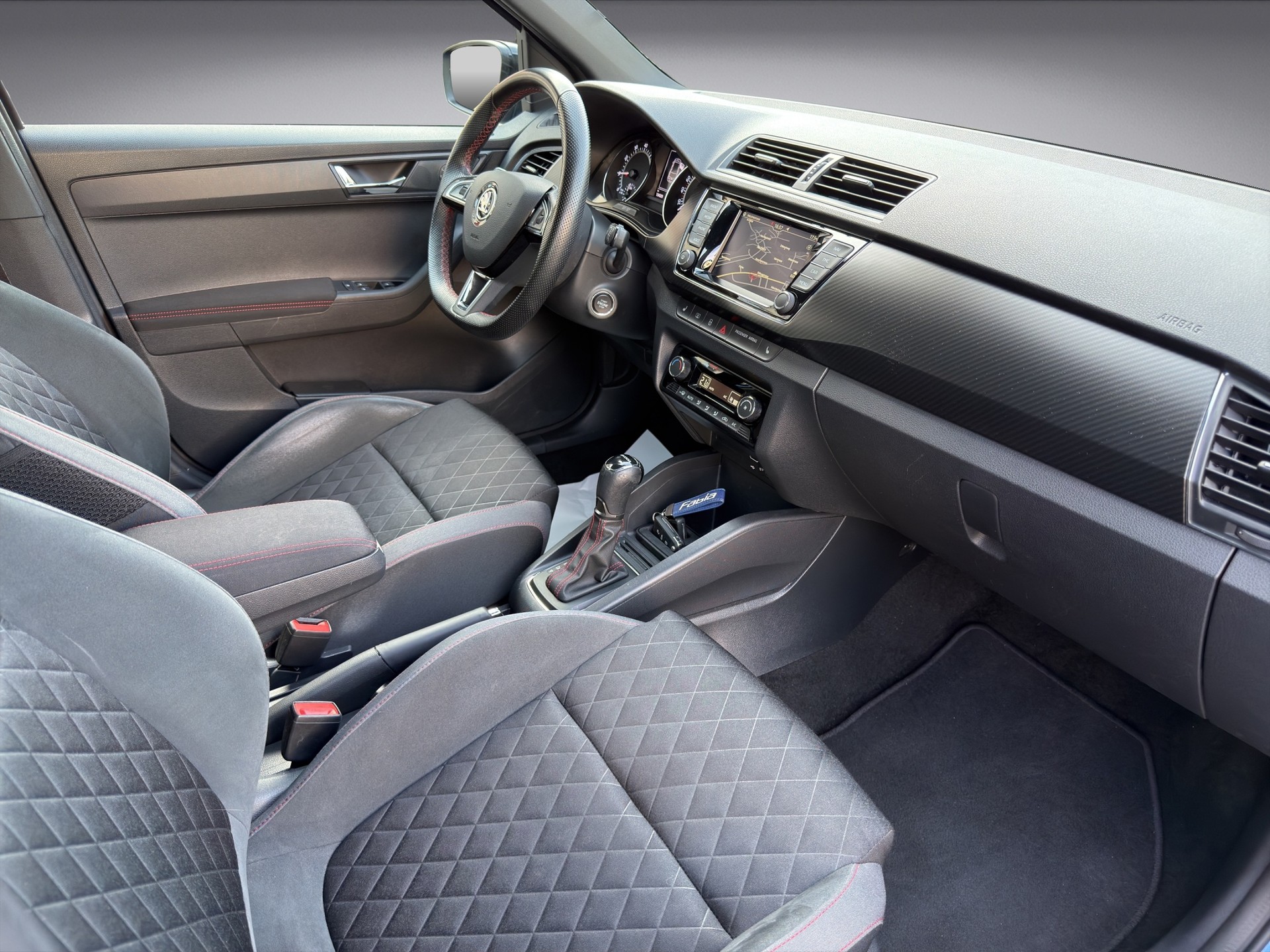 SKODA Fabia 1.0 TSI Monte Carlo DSG-image-11