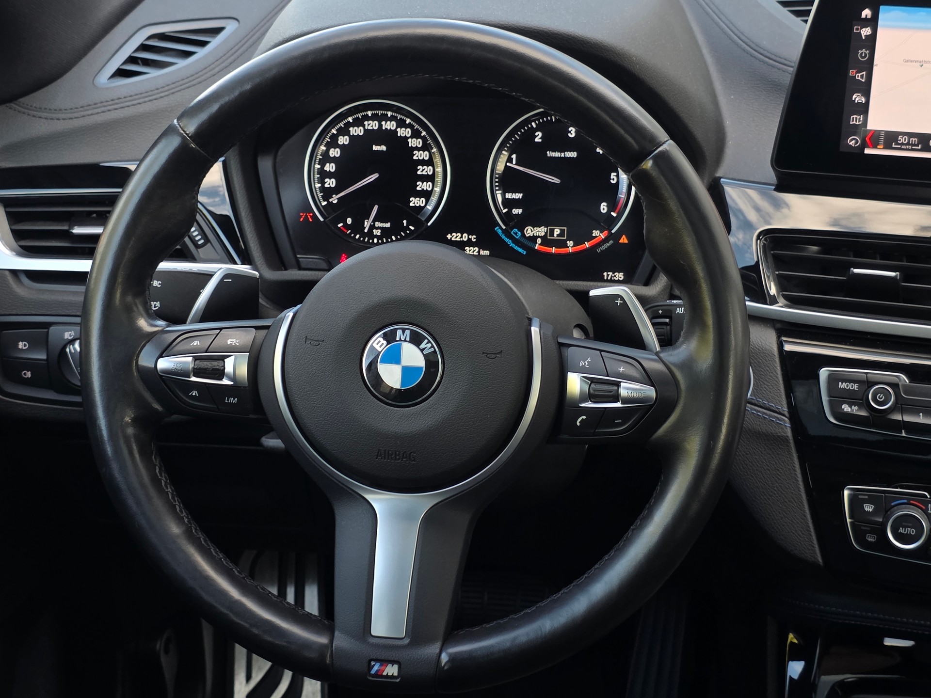 BMW X1 xDrive 20d M Sport Steptronic * CH-Fahrzeug * Top Ausstattung *-image-12