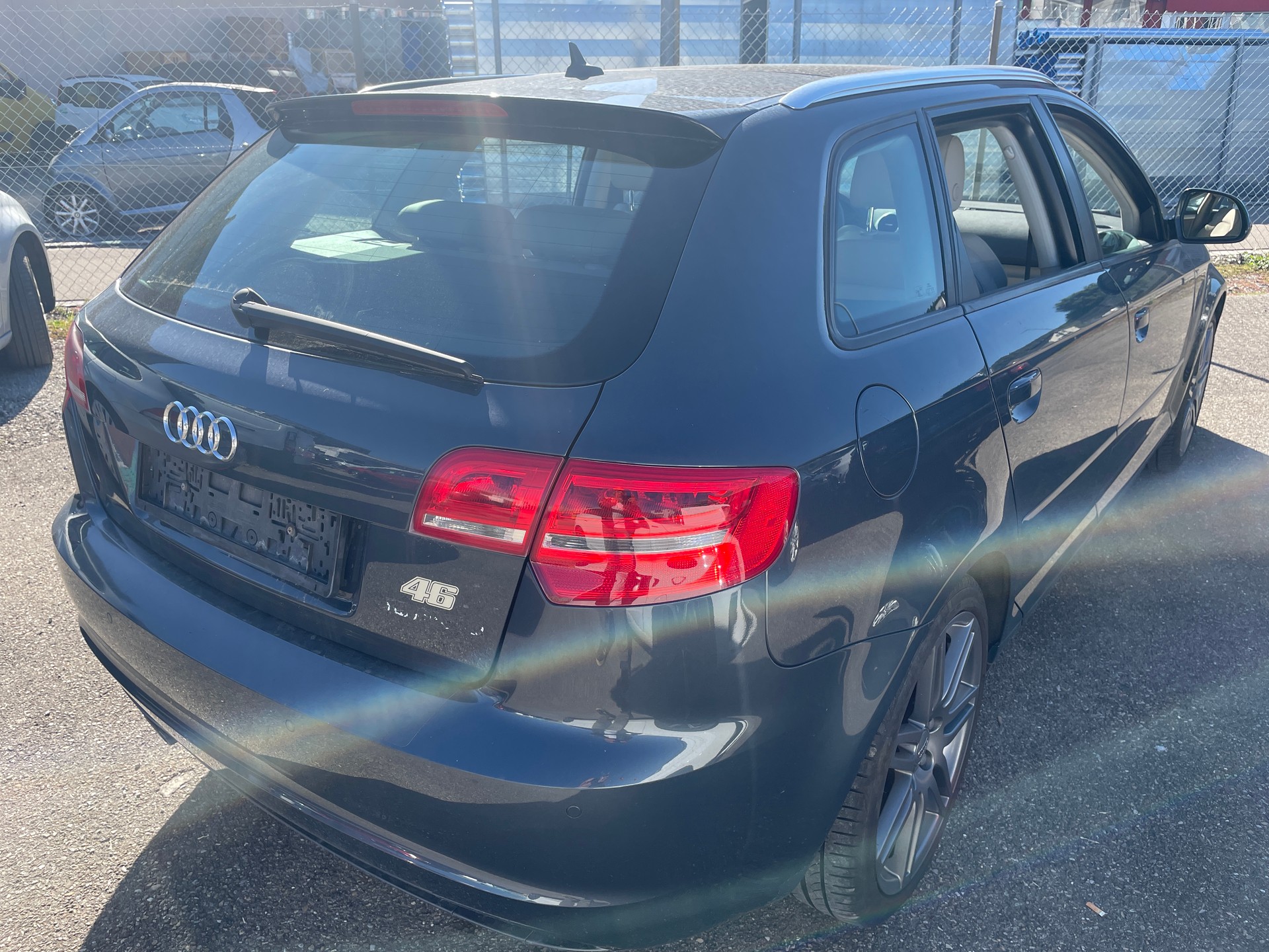 AUDI A3 Sportback 2.0 Turbo FSI Ambiente quattro-image-3