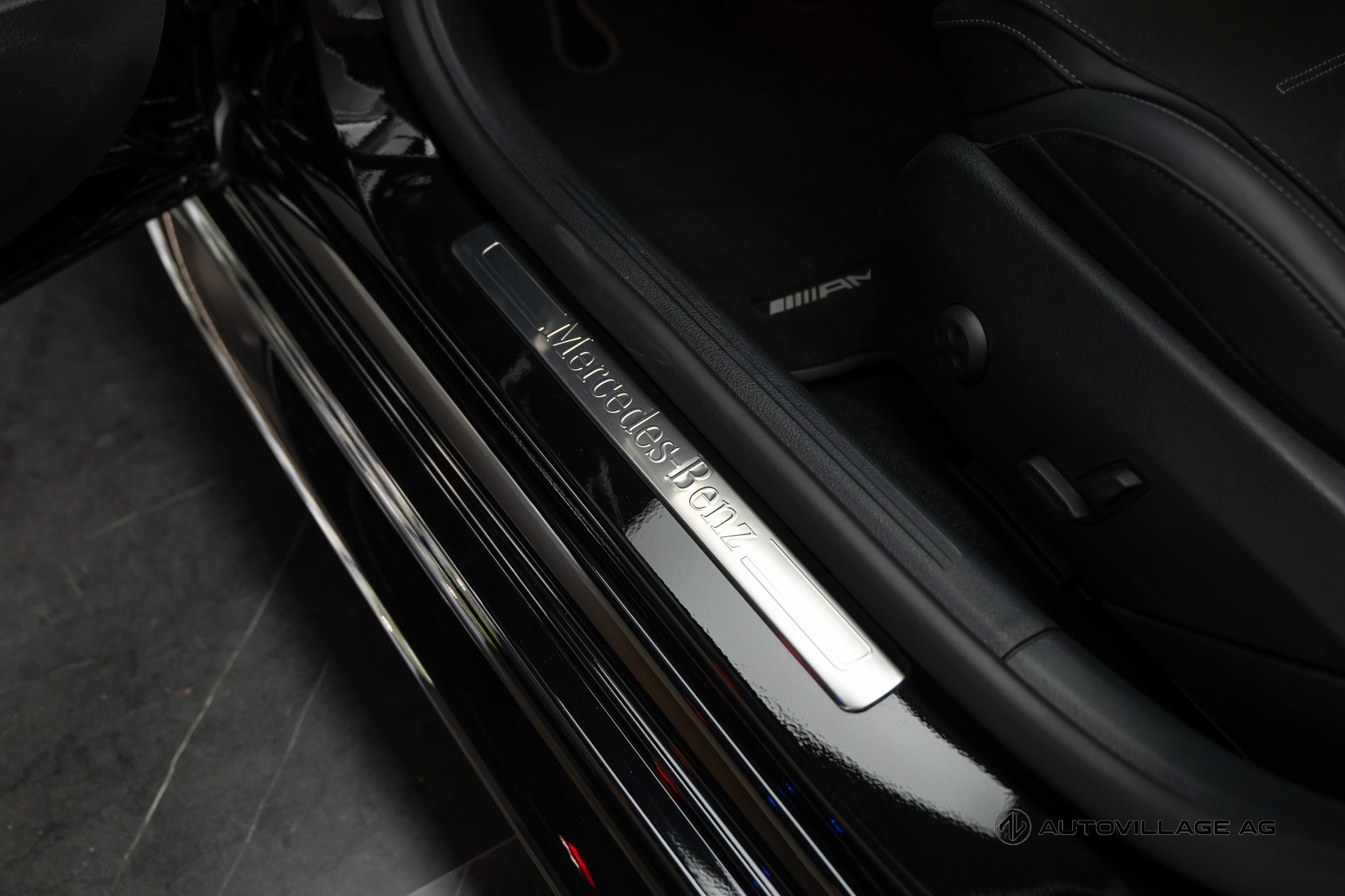 MERCEDES-BENZ C 220 d 4 Matic-image-20
