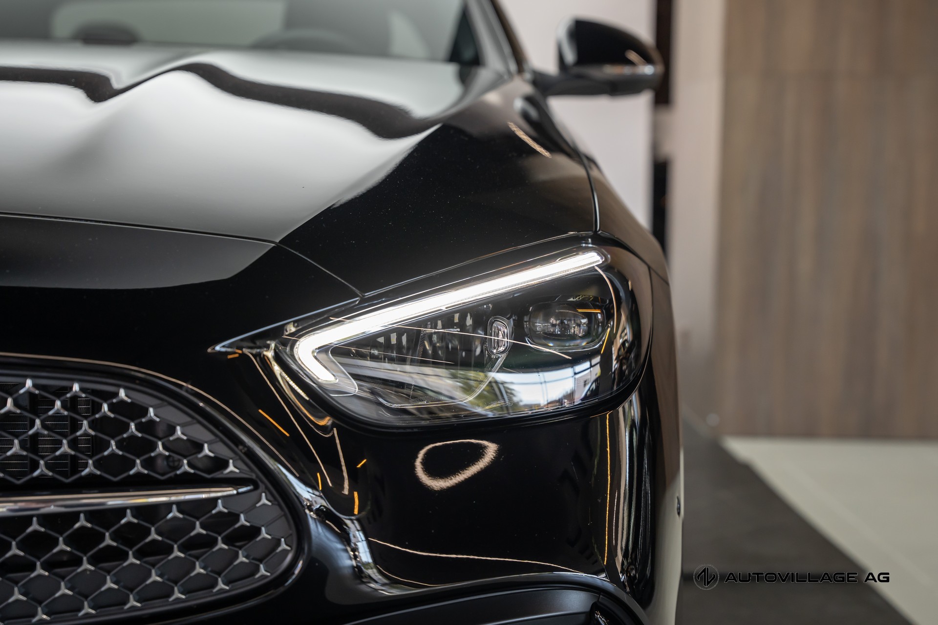 MERCEDES-BENZ C 220 d 4 Matic-image-14