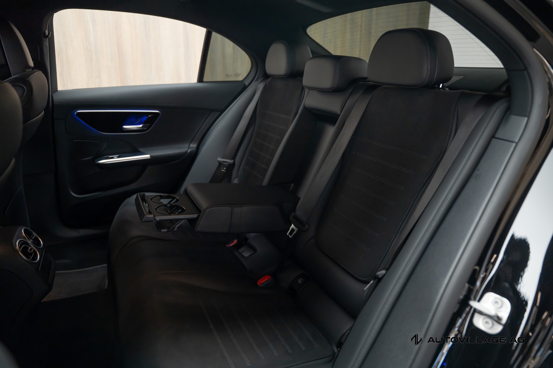 MERCEDES-BENZ C 220 d 4 Matic-image-18