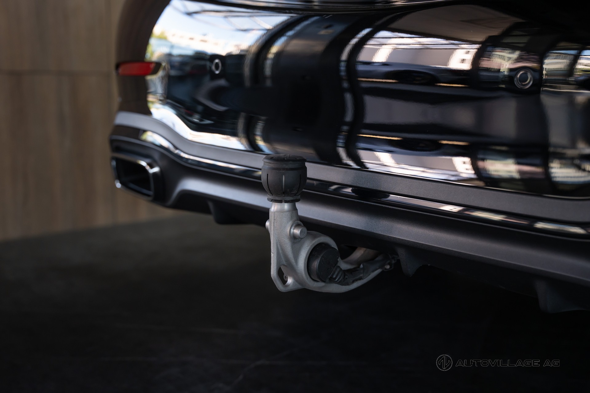 MERCEDES-BENZ C 220 d 4 Matic-image-11