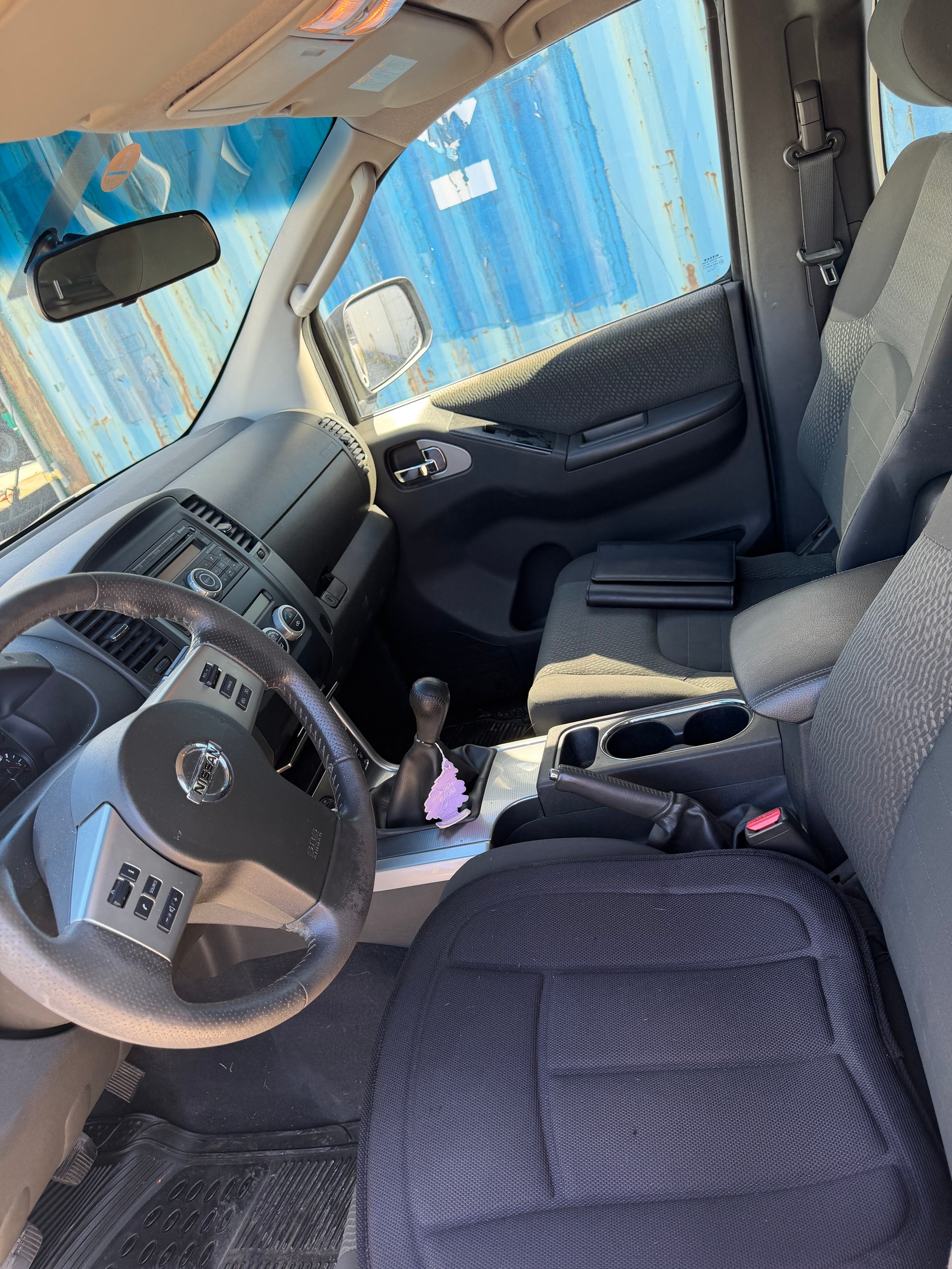 NISSAN Navara King Cab SE 2.5 dCi 4WD-image-11
