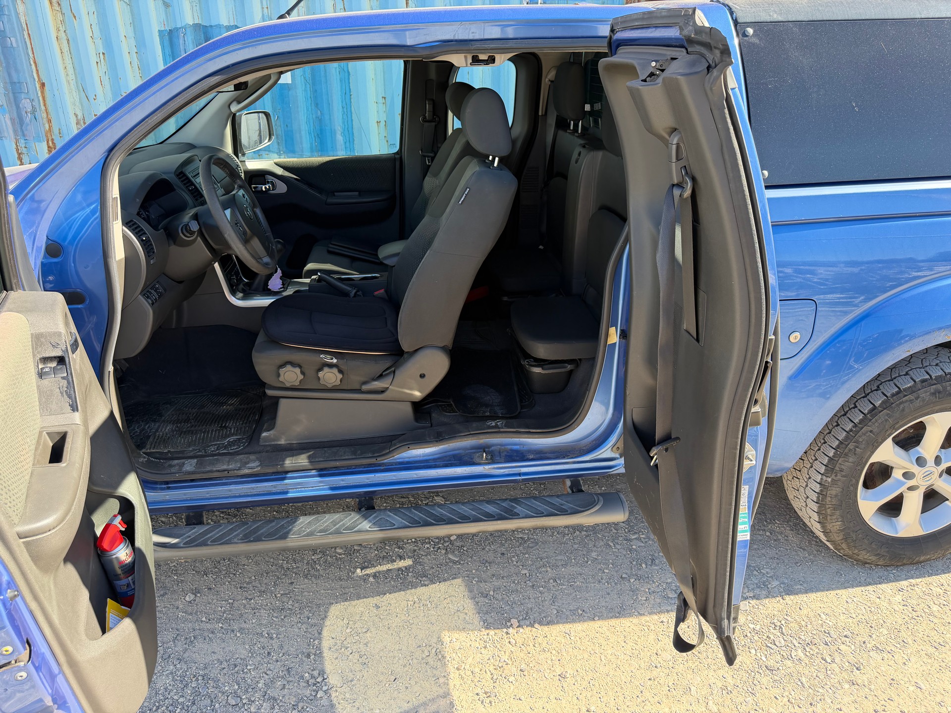 NISSAN Navara King Cab SE 2.5 dCi 4WD-image-14