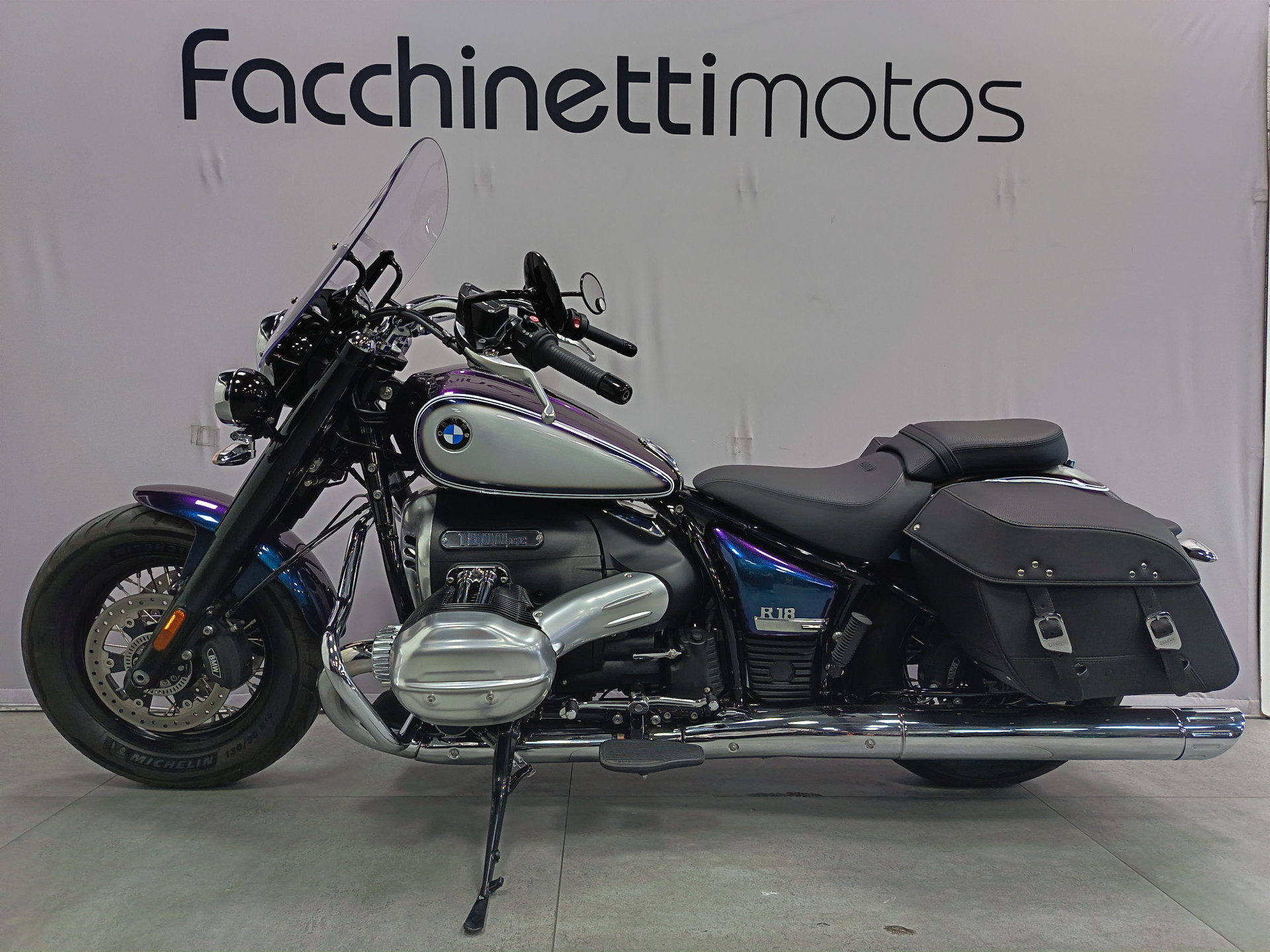 BMW R 18 Classic - leasing à 199 chf par mois-showroom-element-3