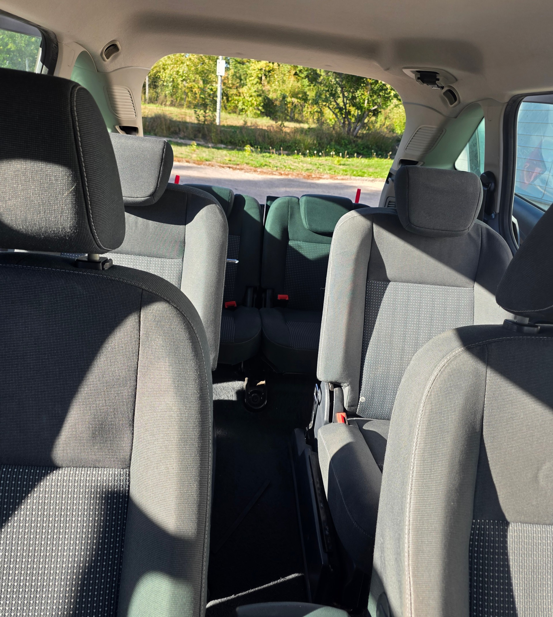 FORD Grand C-Max 2.0 TDCi Titanium PowerShift-image-10